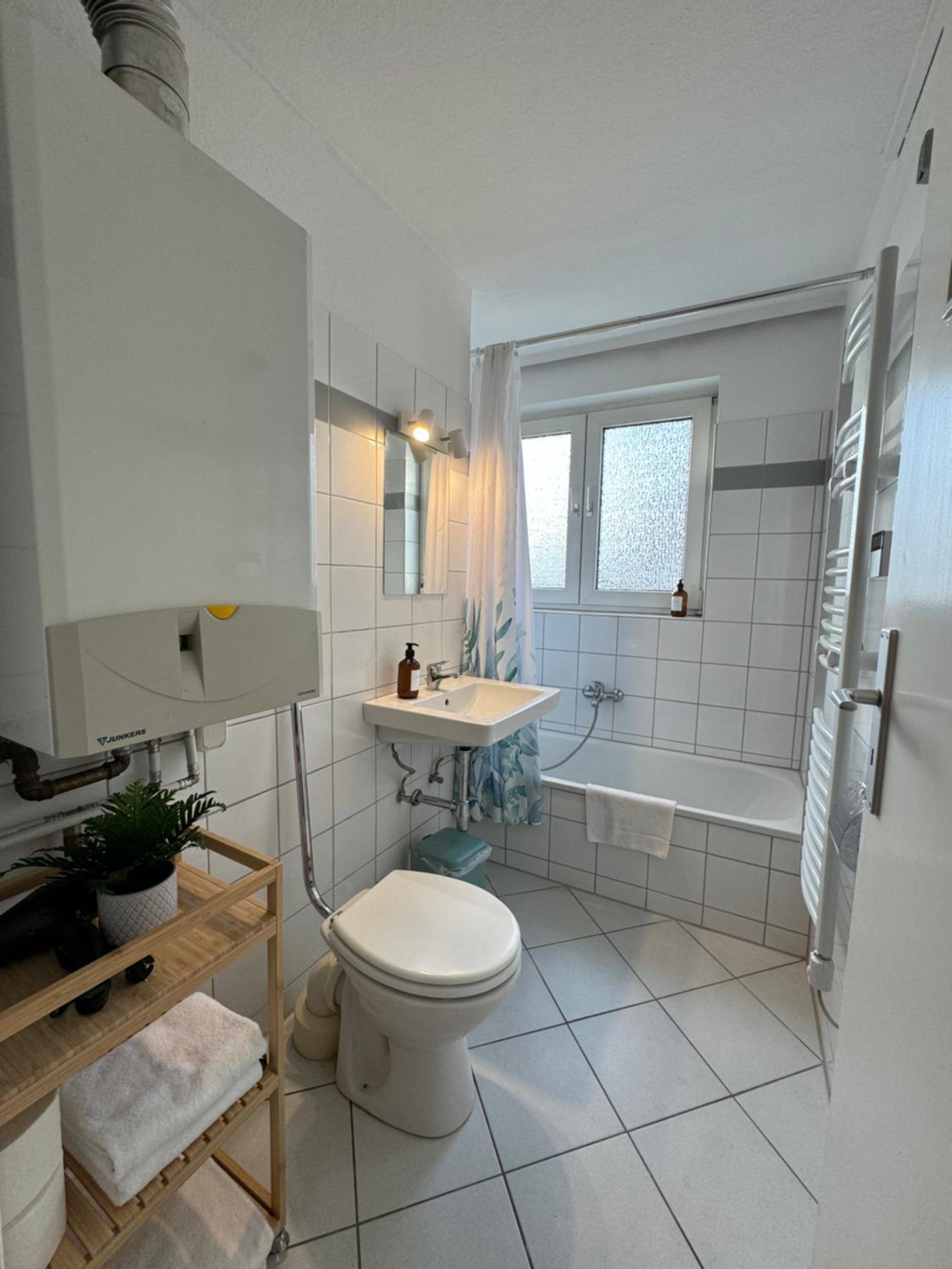 One-Bedroom Apartment photo 3