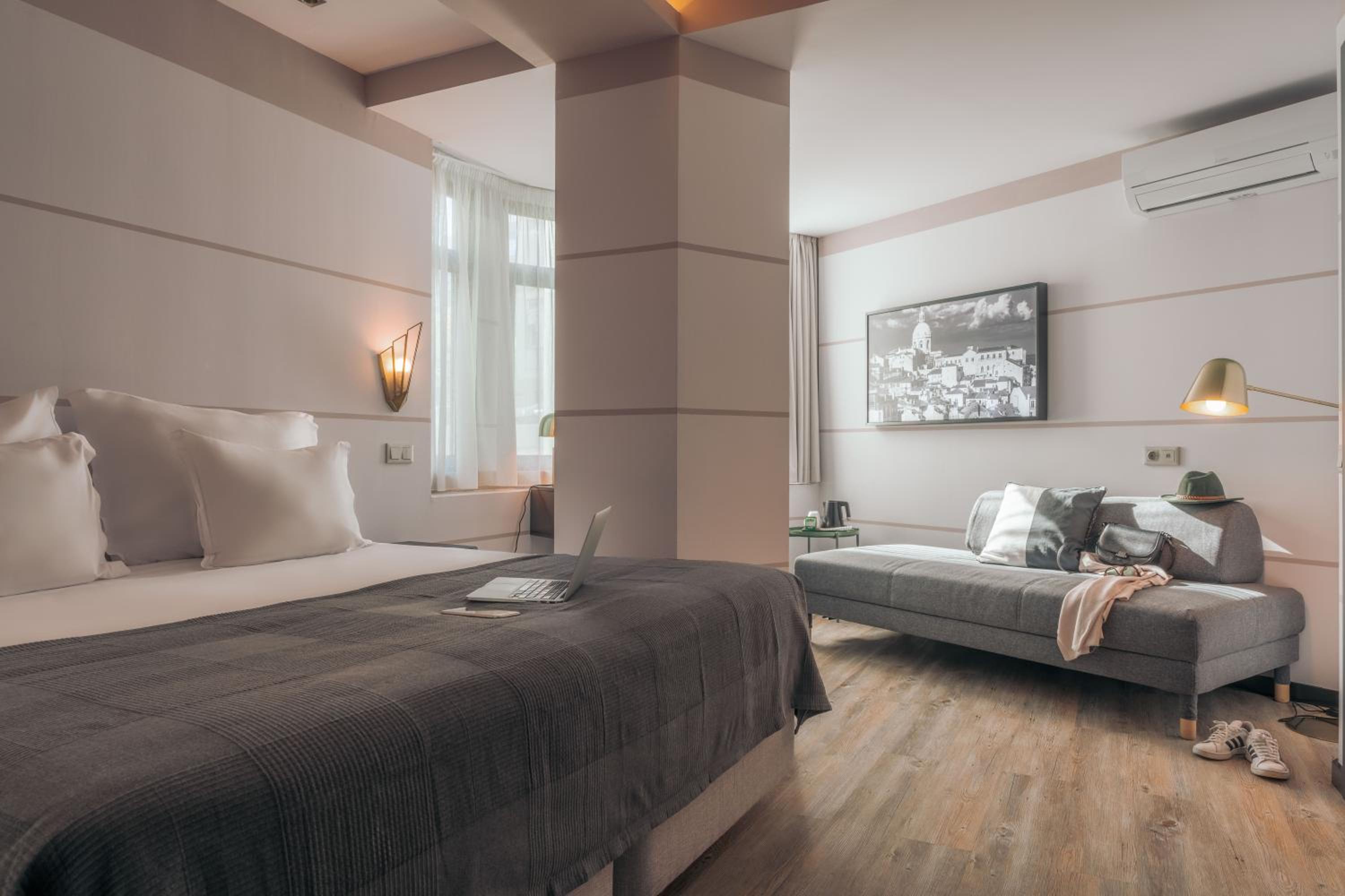Superior Double or Twin Room - Photo 1