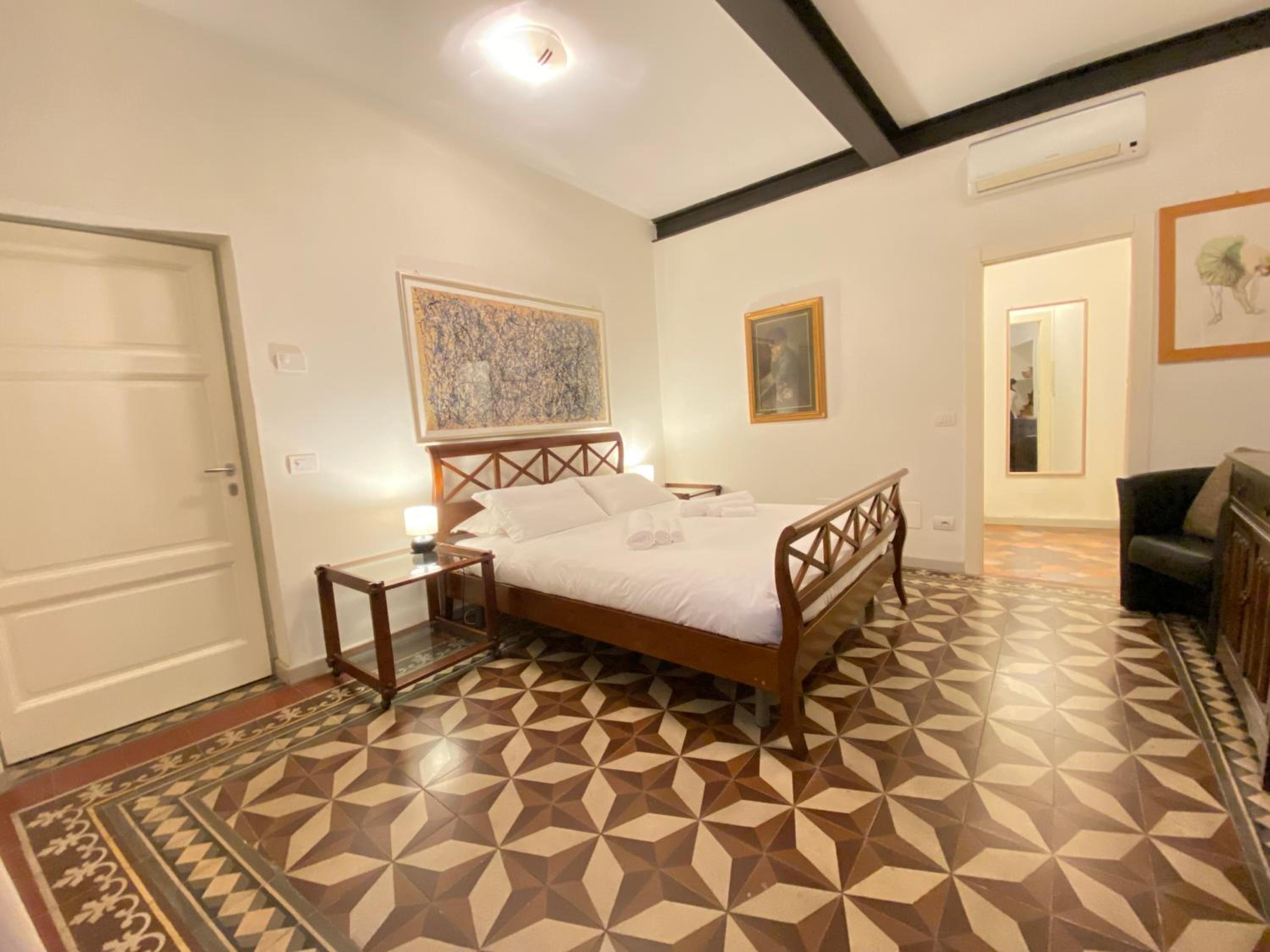 Double Room with Private Bathroom photo 1