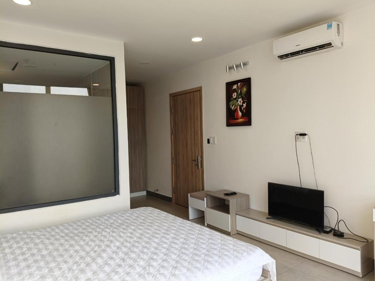 Two-Bedroom Apartment - Photo 3