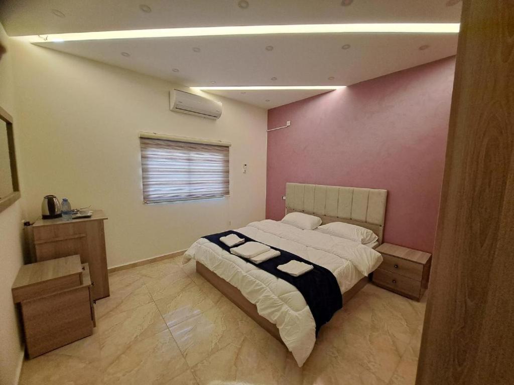 Superior King Room photo 1