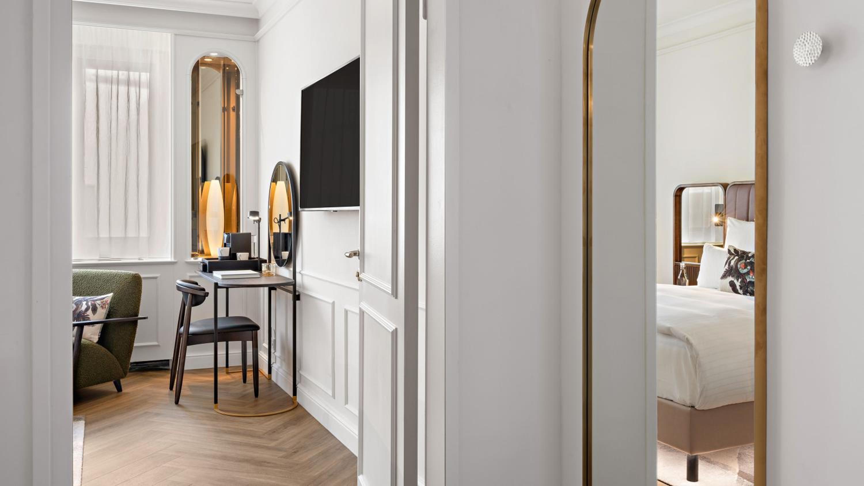 Premium King Room