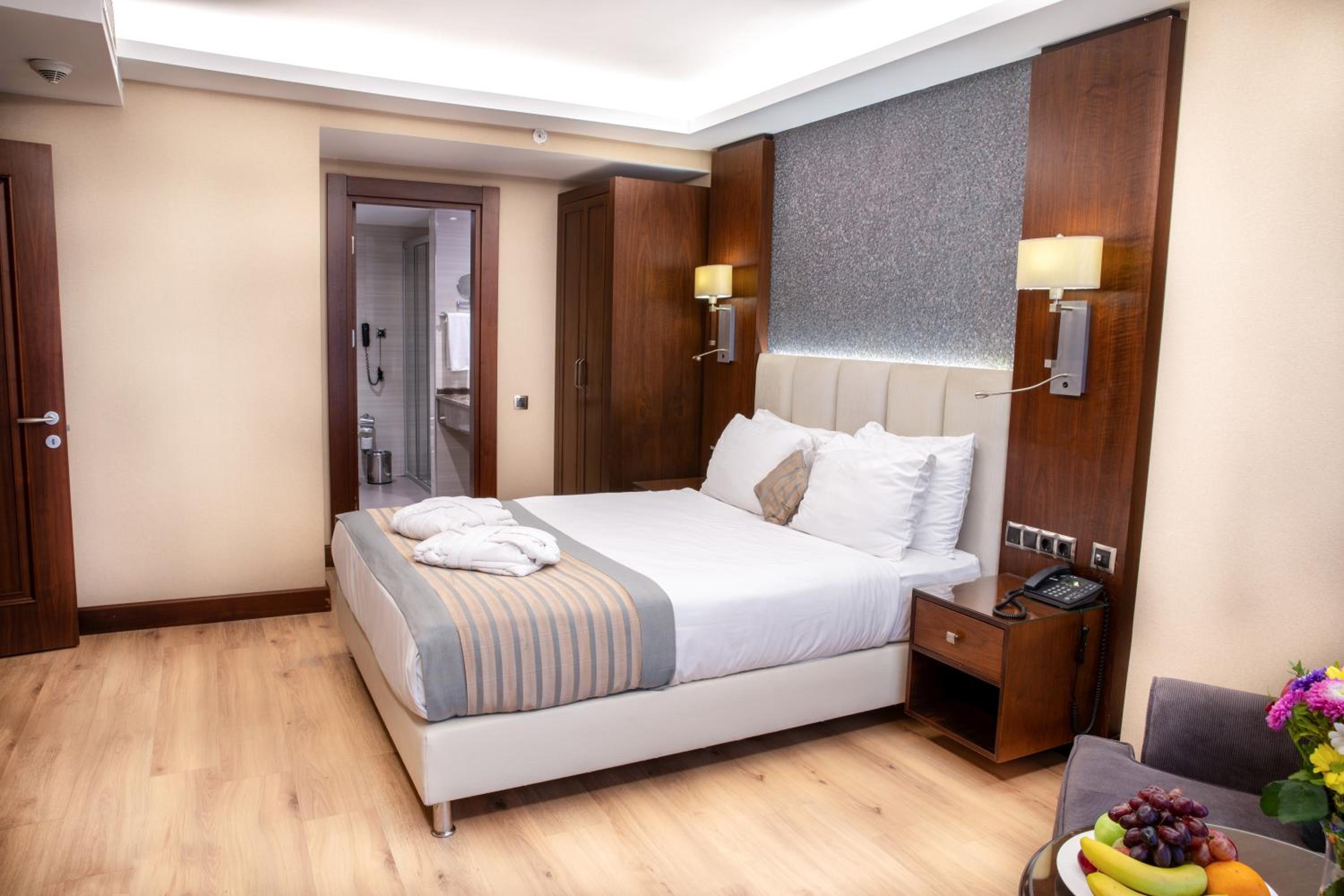 Two-Bedroom Suite photo 3