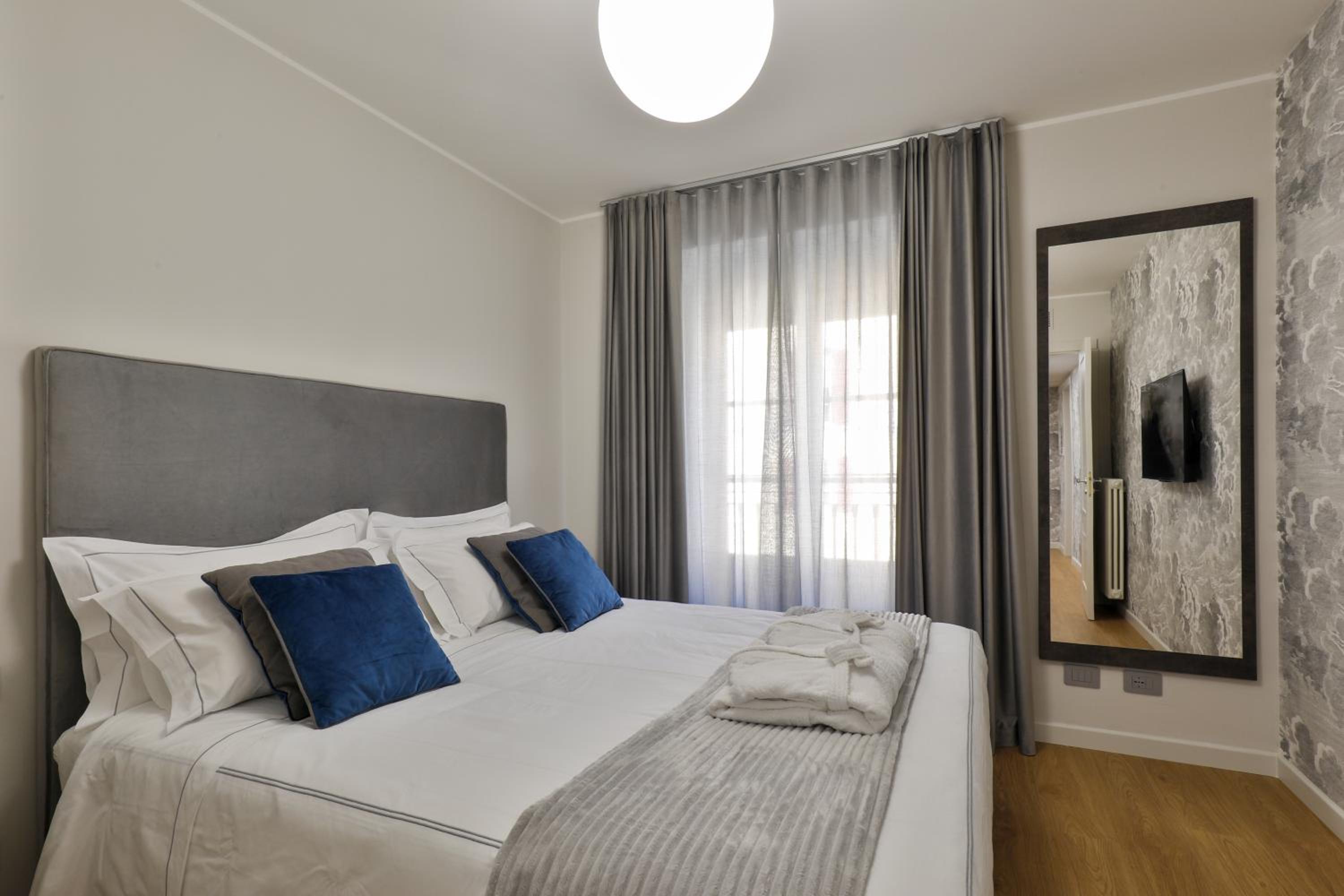 Apartment with Duomo view - Photo 20