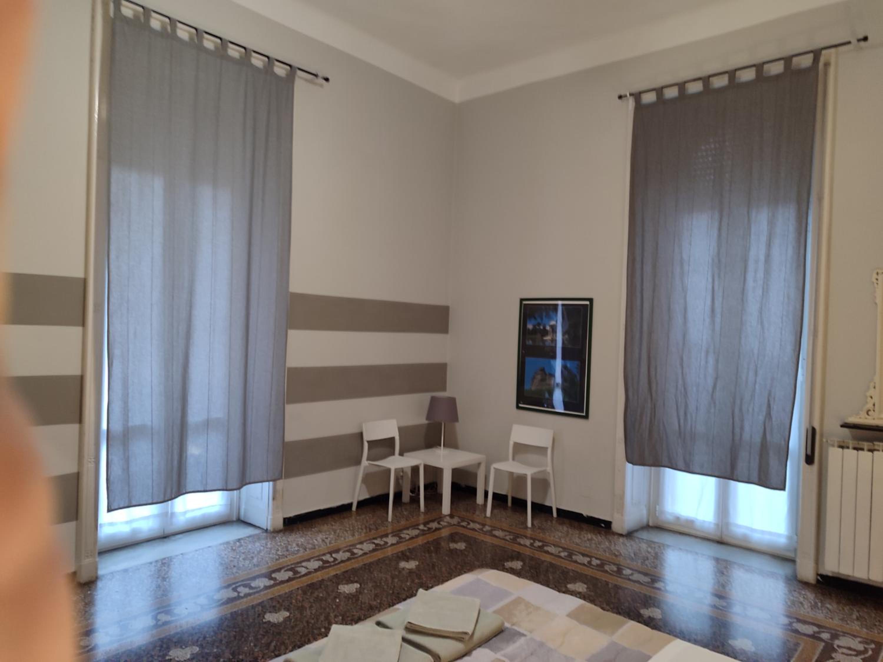 Double Room with Private External Bathroom photo 2