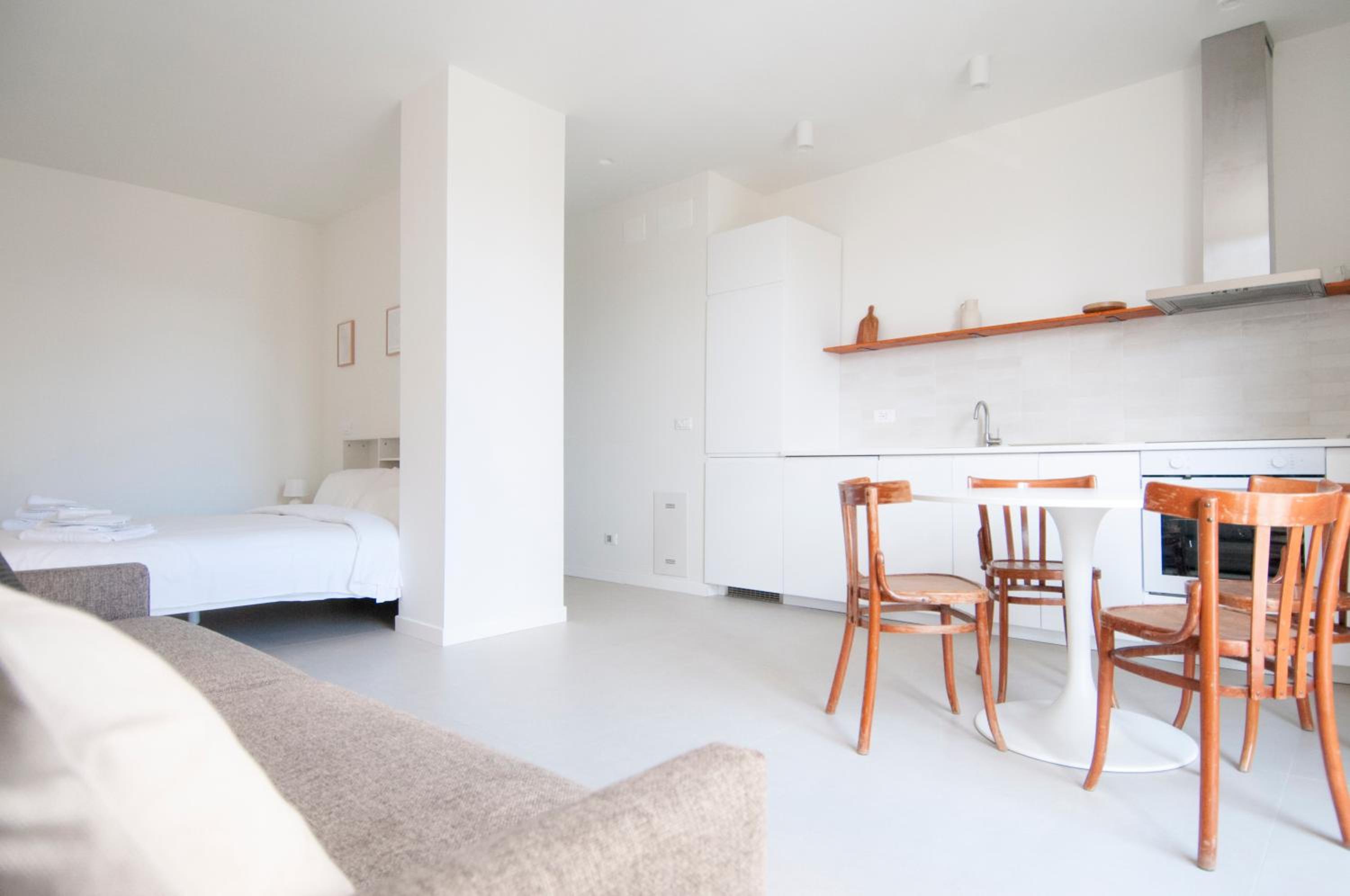 One-Bedroom Apartment