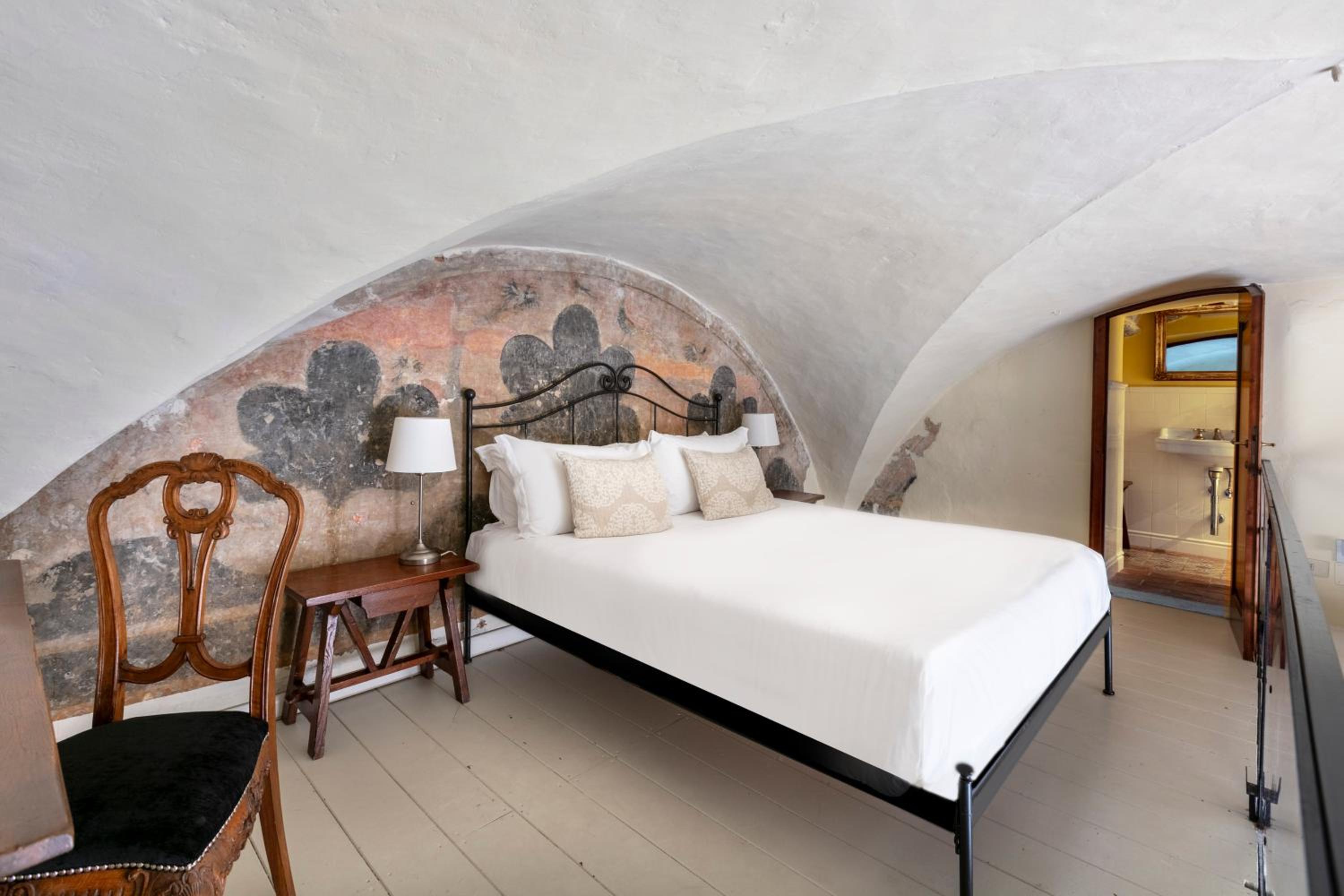 1 Bedroom Apartment with Sofa Bed - Duplex photo 2
