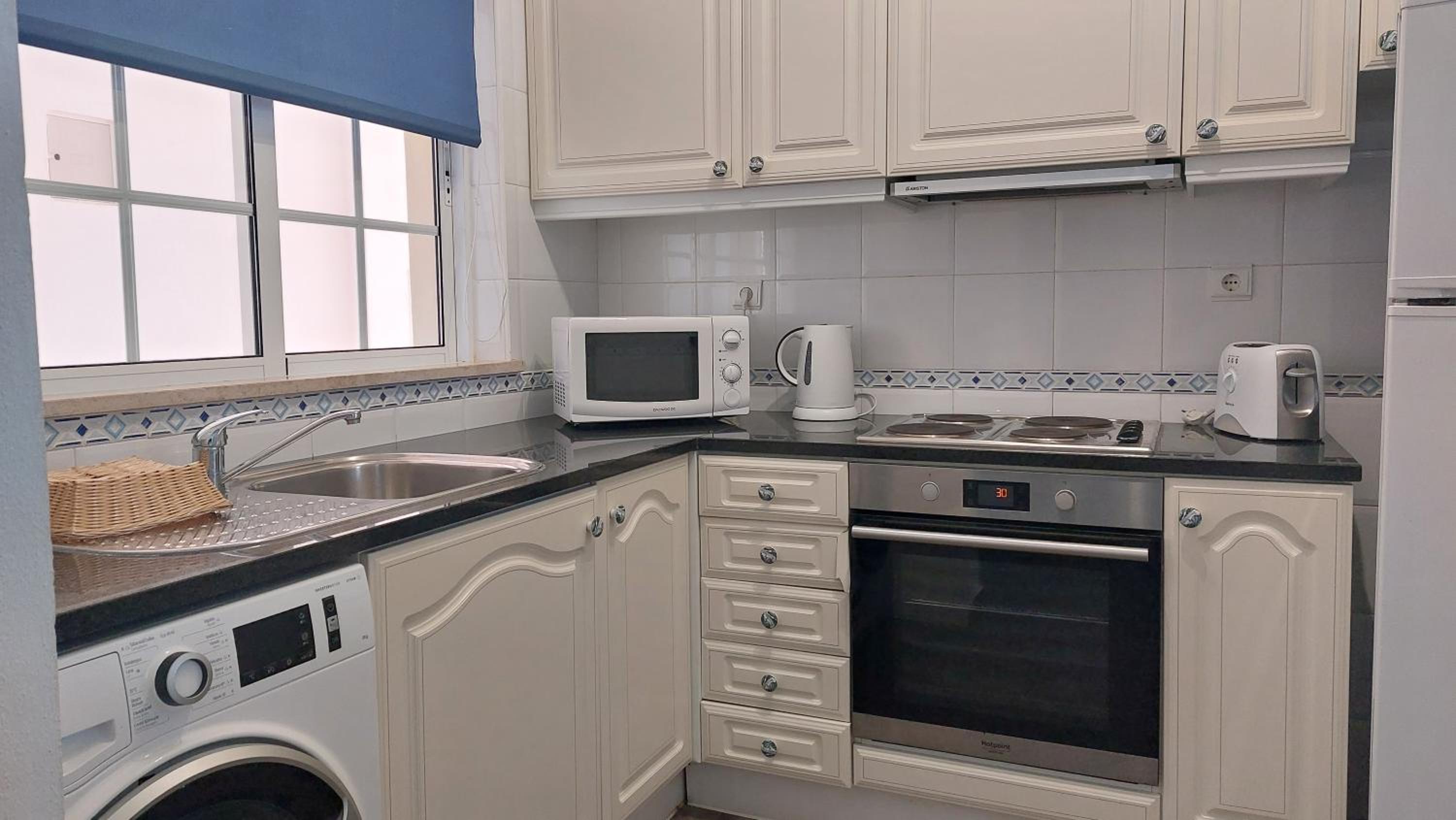 Standard Two-Bedroom Apartment photo 3
