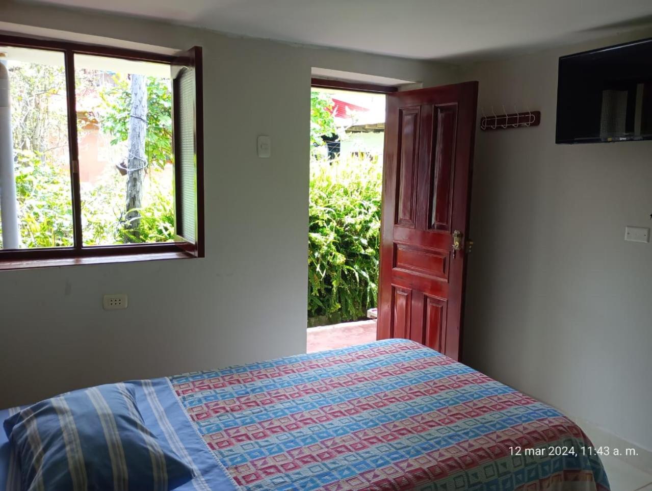 Single Room With Private Bathroom photo 1