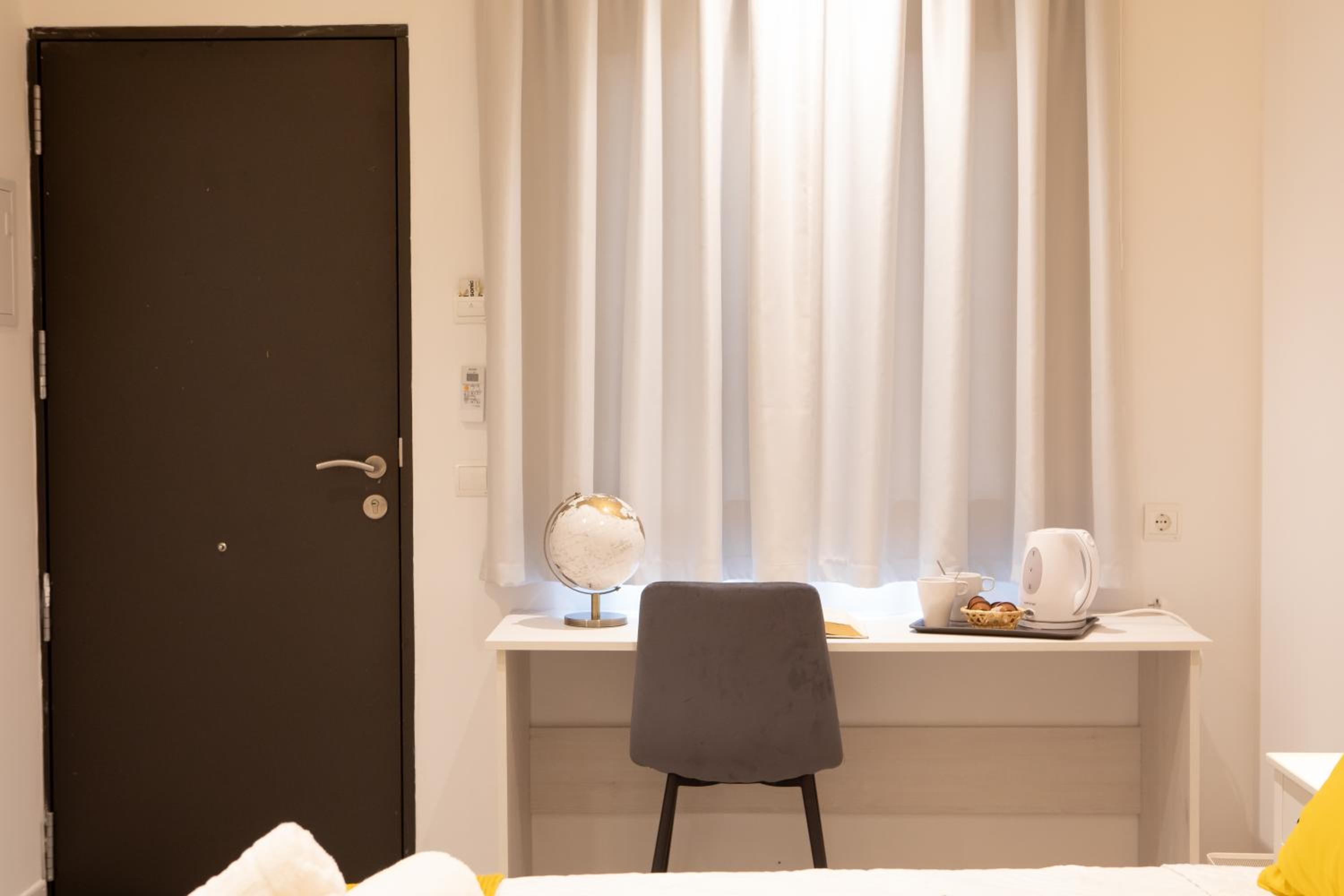 Deluxe Double or Twin Room photo 3