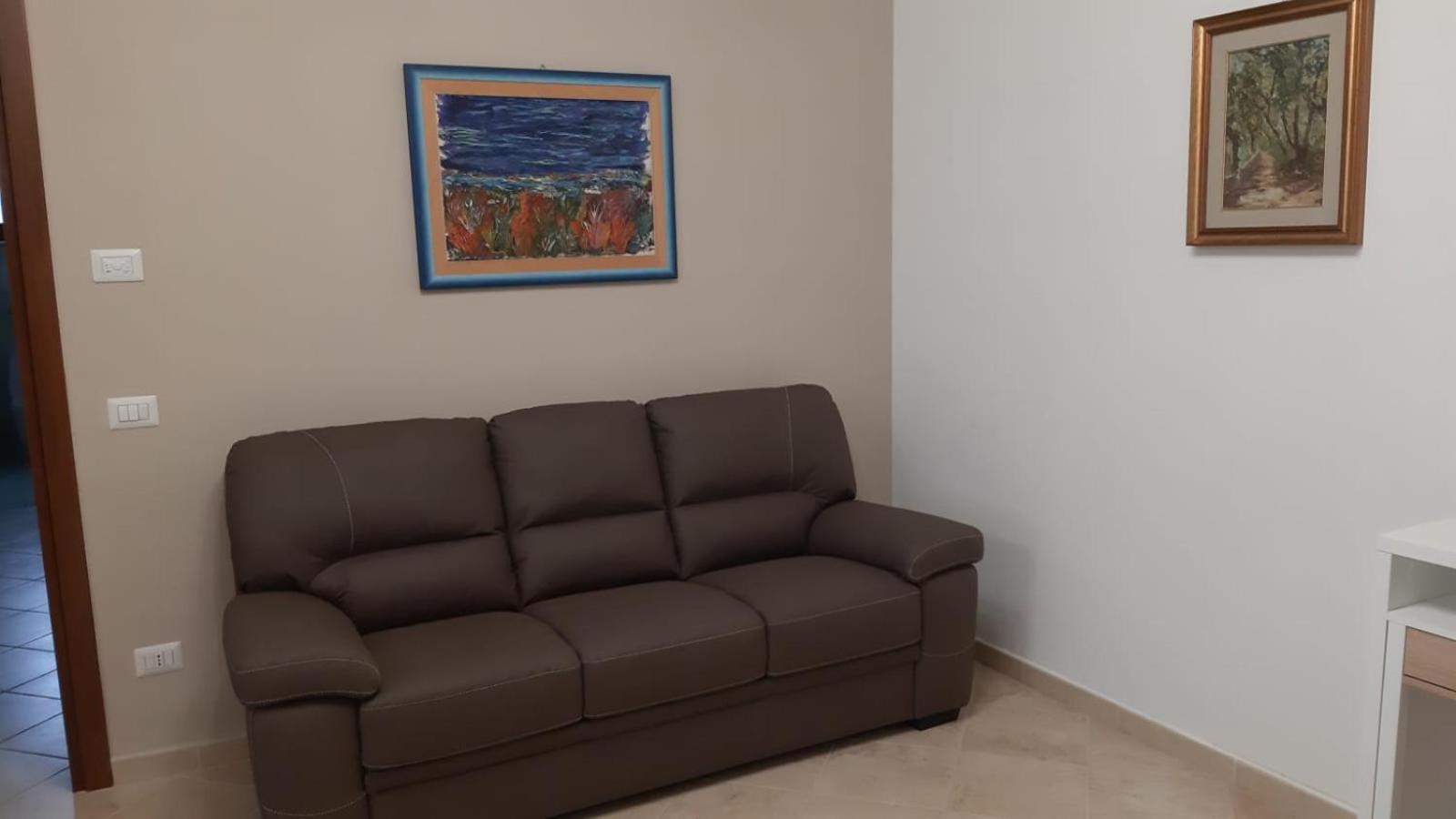 Two-Bedroom Apartment photo 3