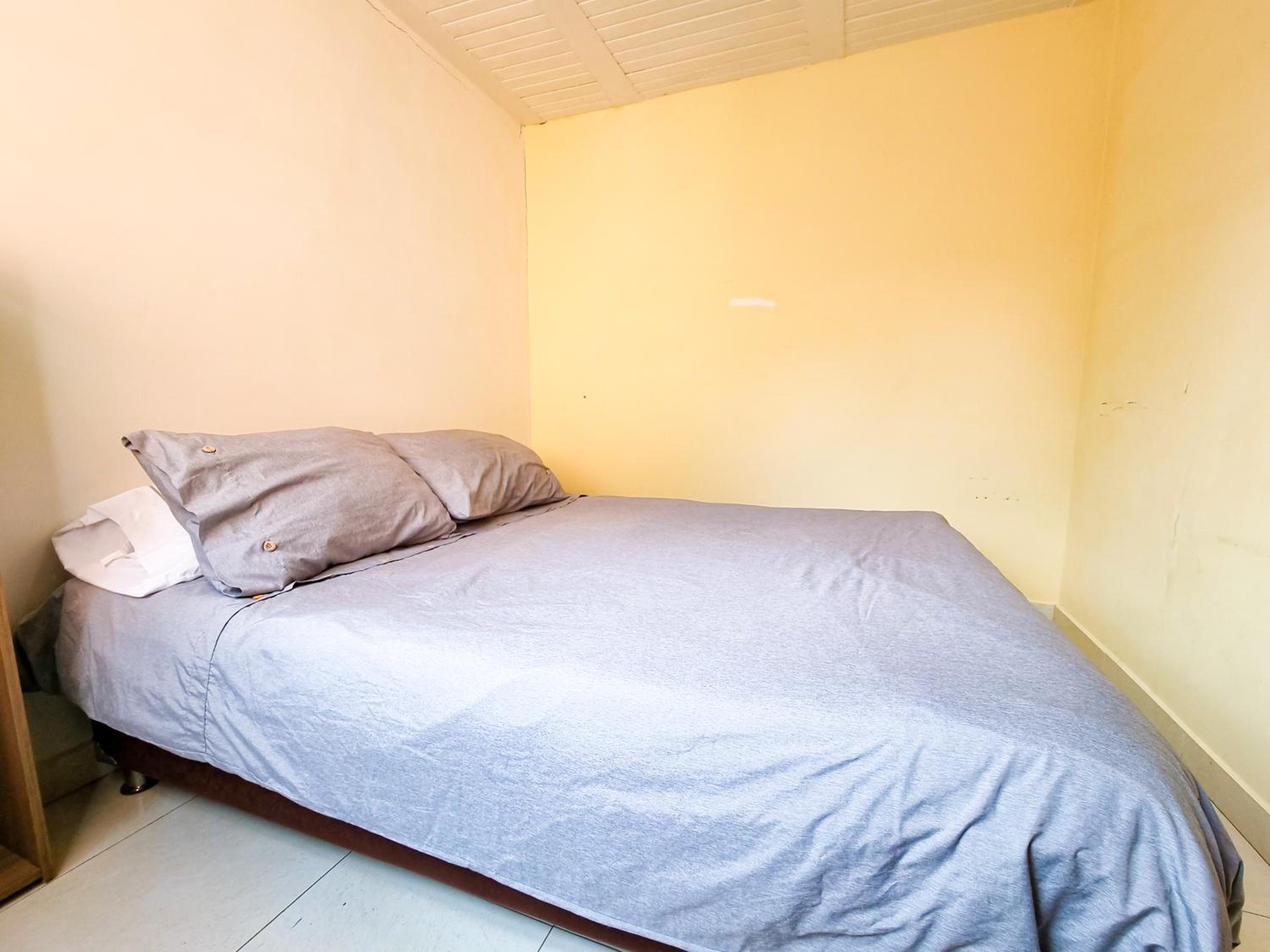 Three-Bedroom House photo 2
