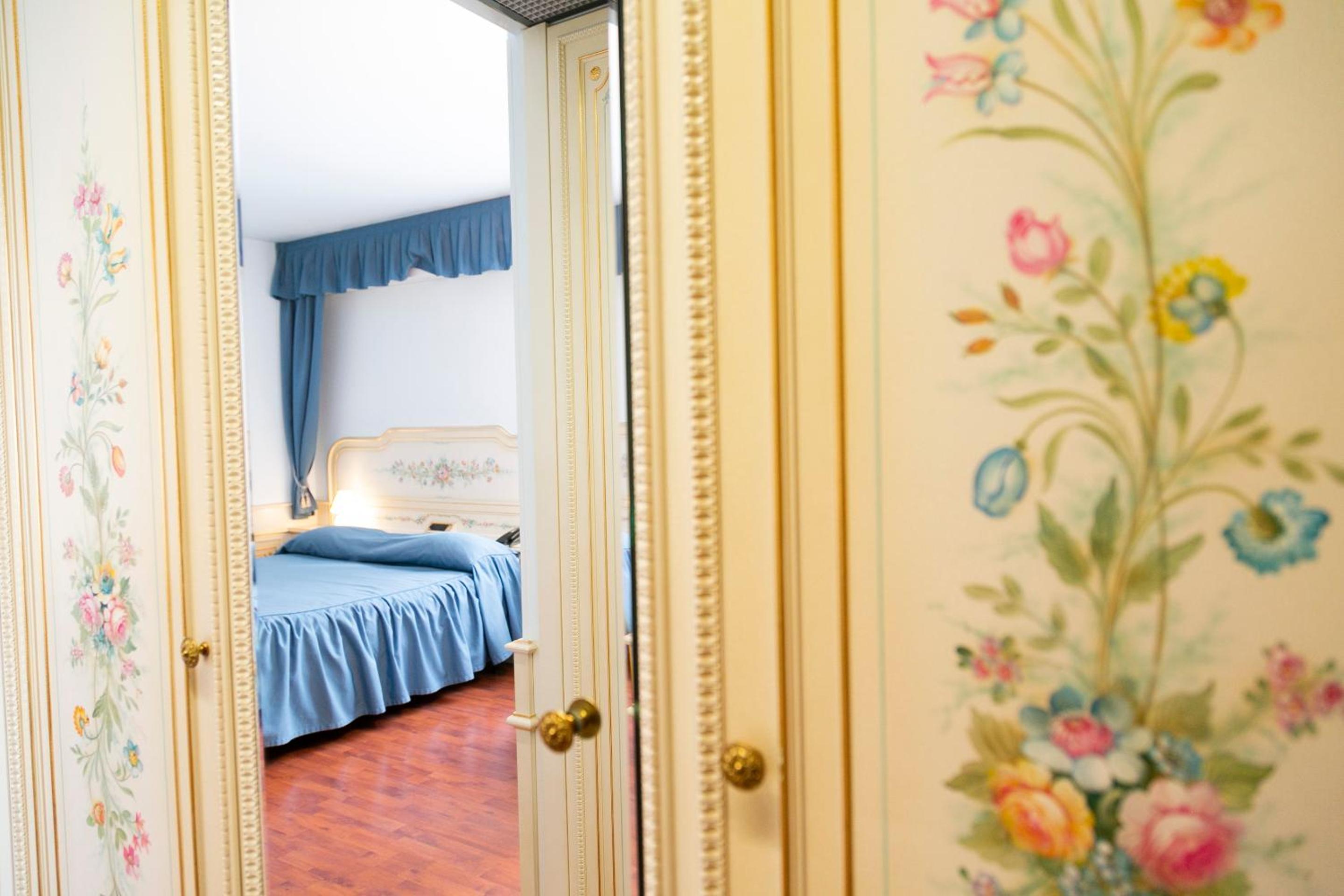 Superior Single Room