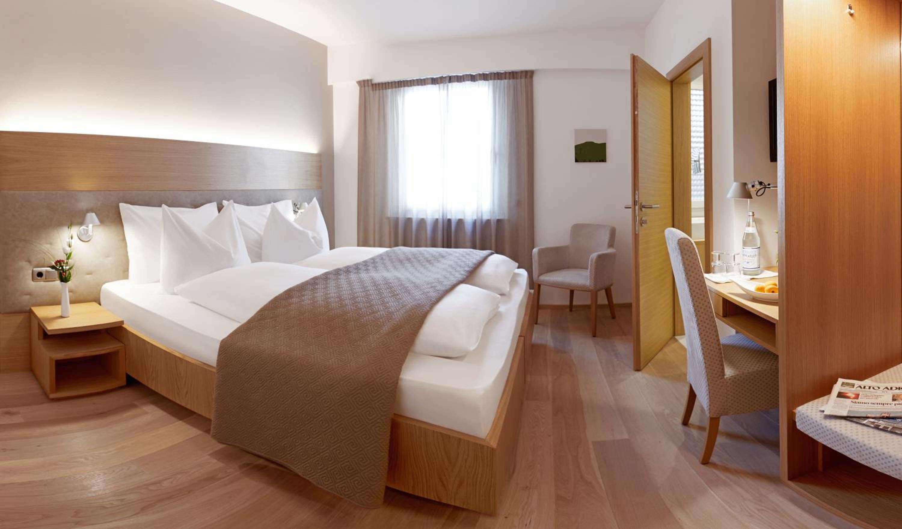 Double or Twin Room - Photo 1