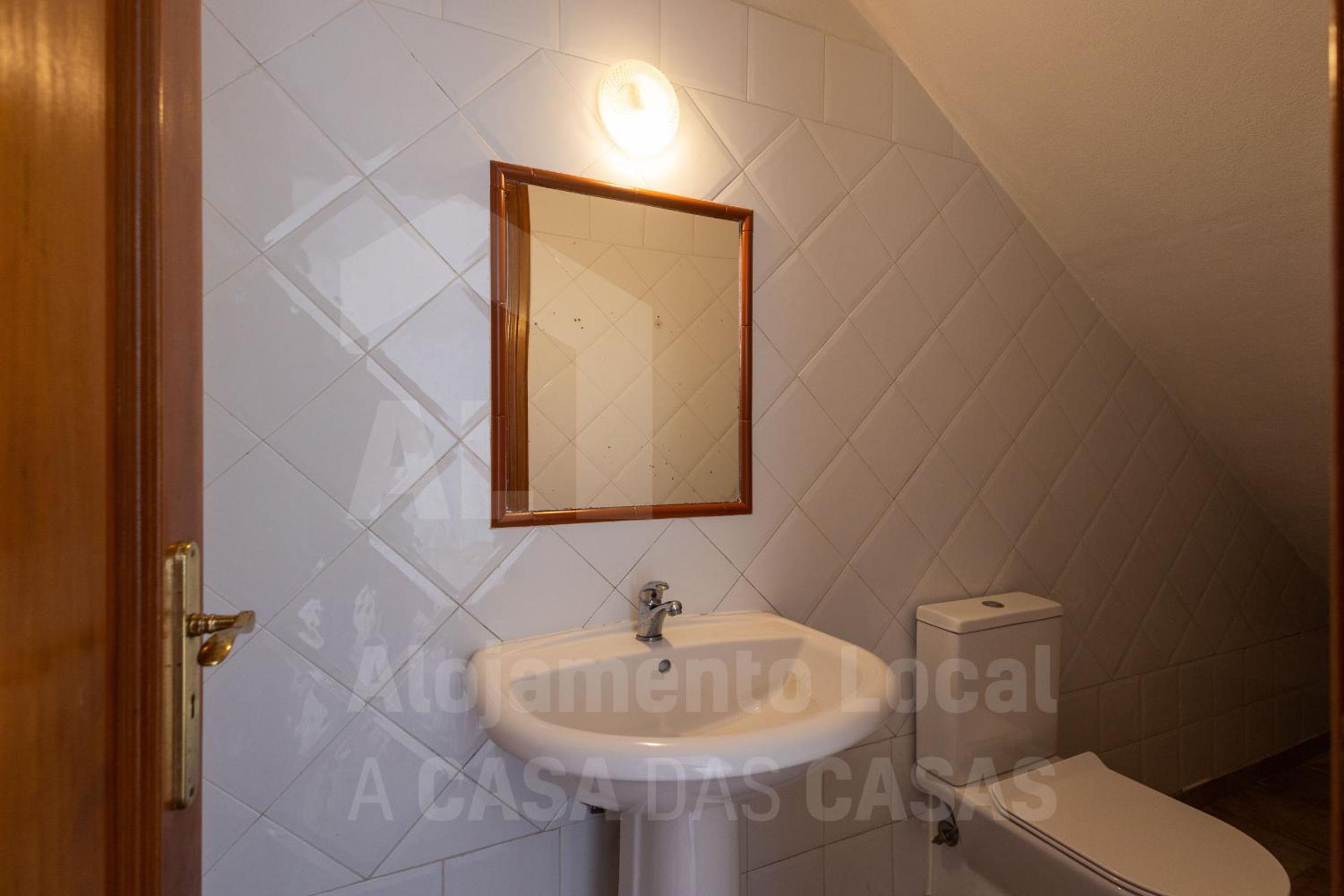 Three-Bedroom House photo 2