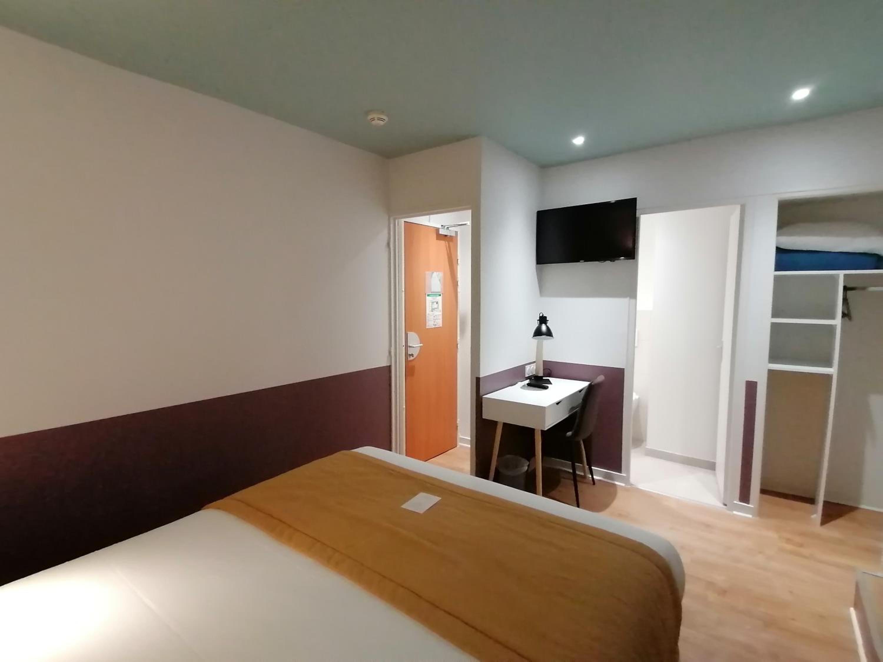 Double Room photo 2