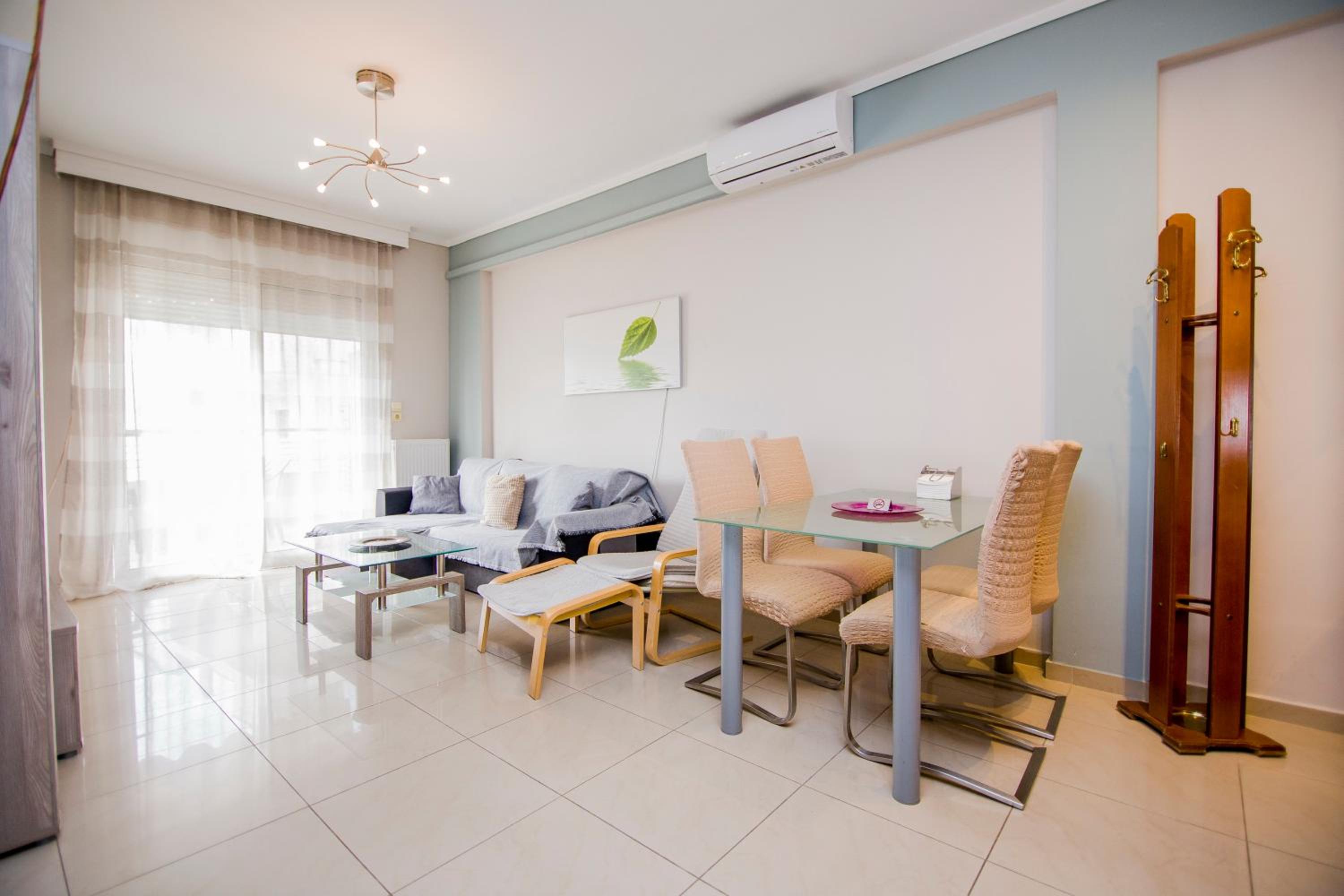 One-Bedroom Apartment - Photo 13