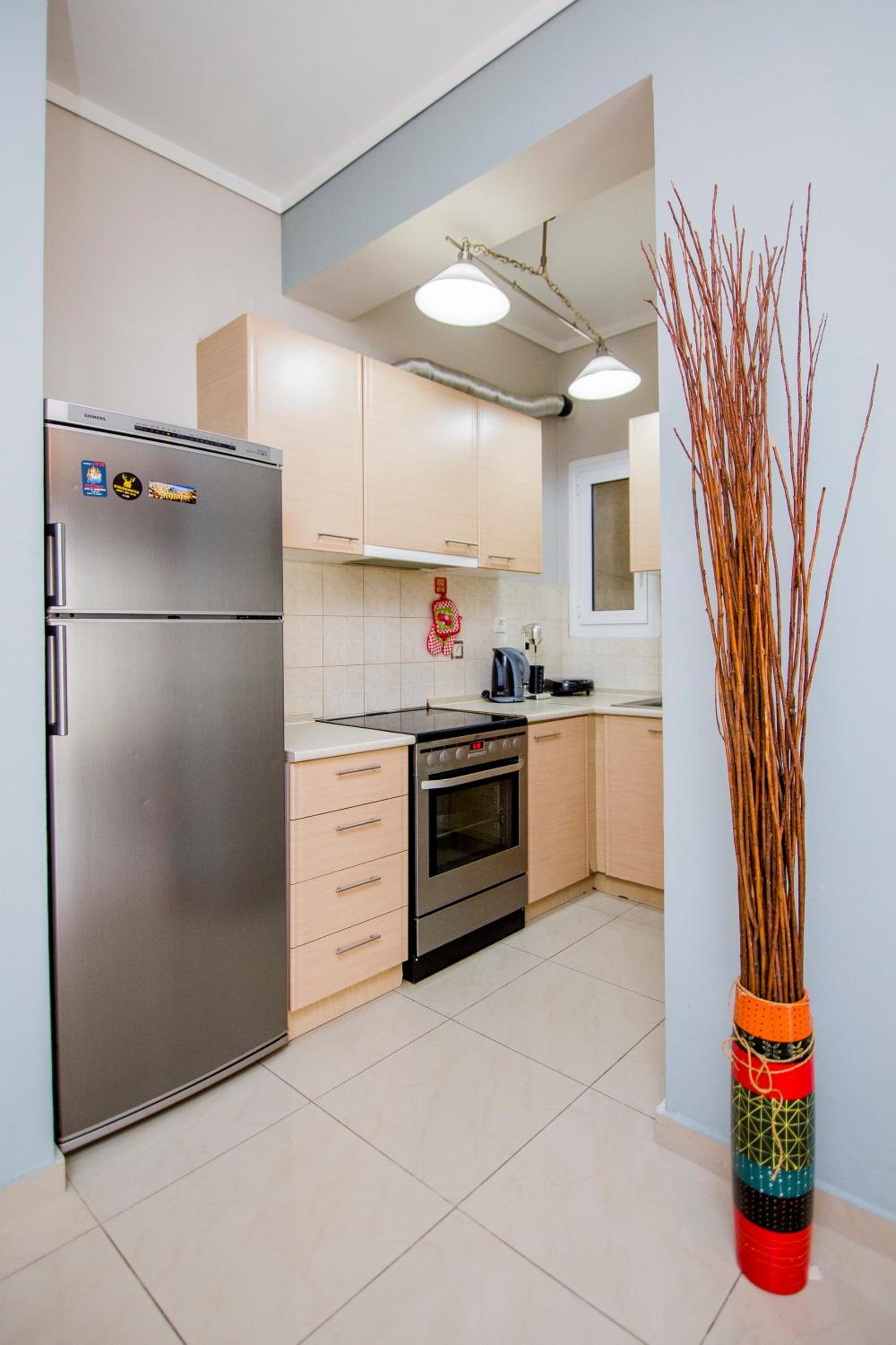 One-Bedroom Apartment - Photo 2
