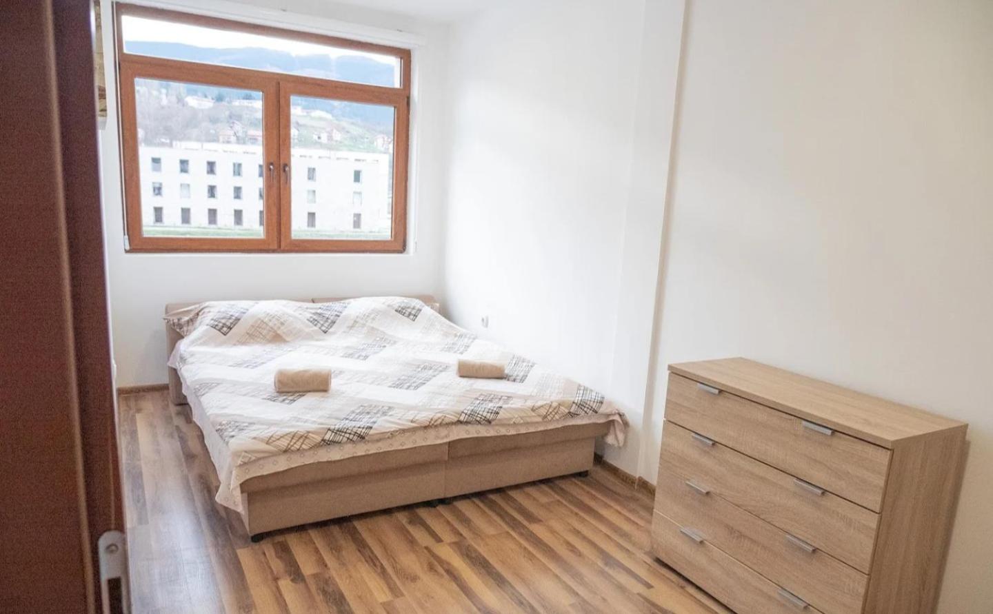 Deluxe Apartment