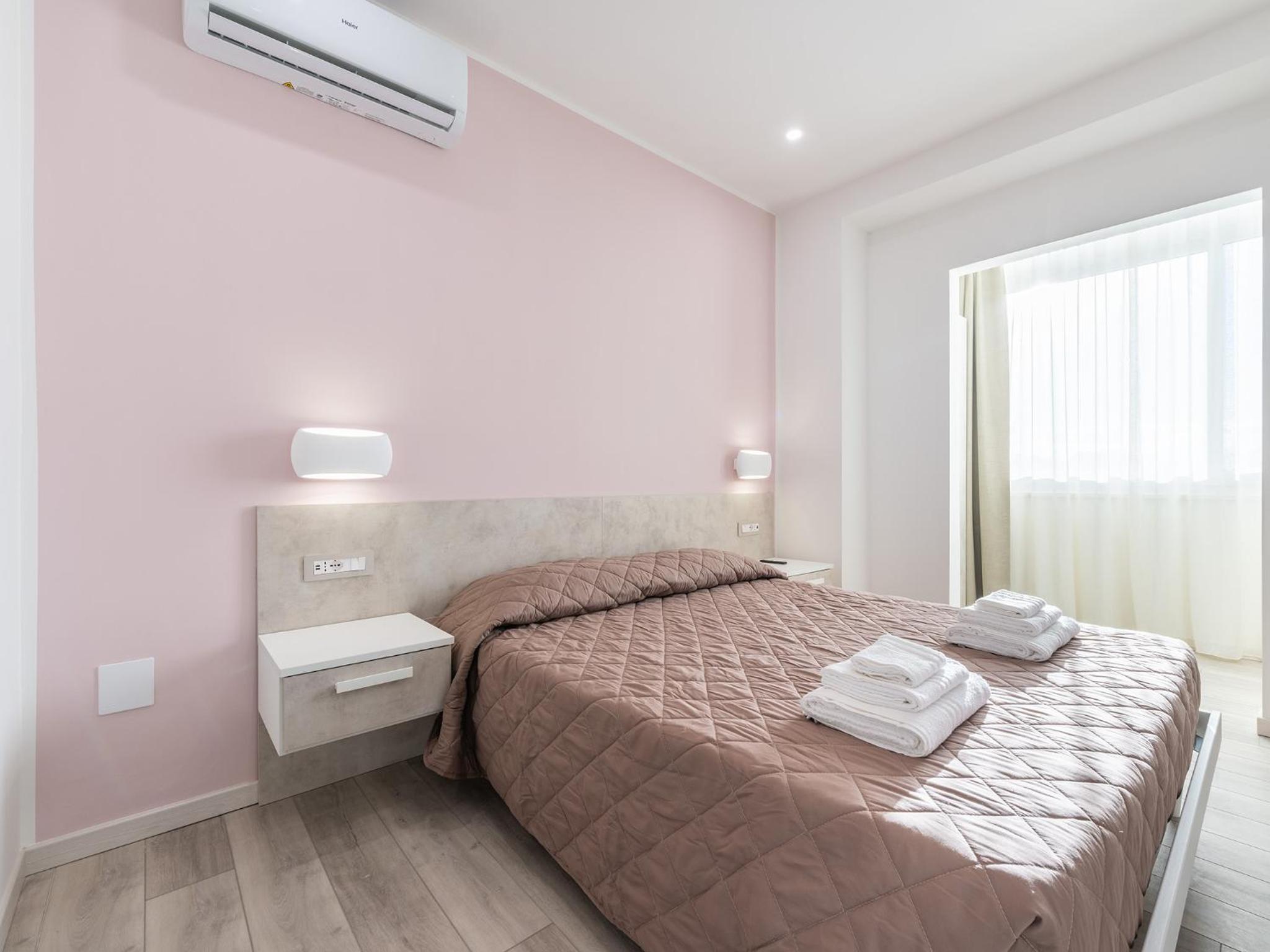 Standard Double Room - Photo 4