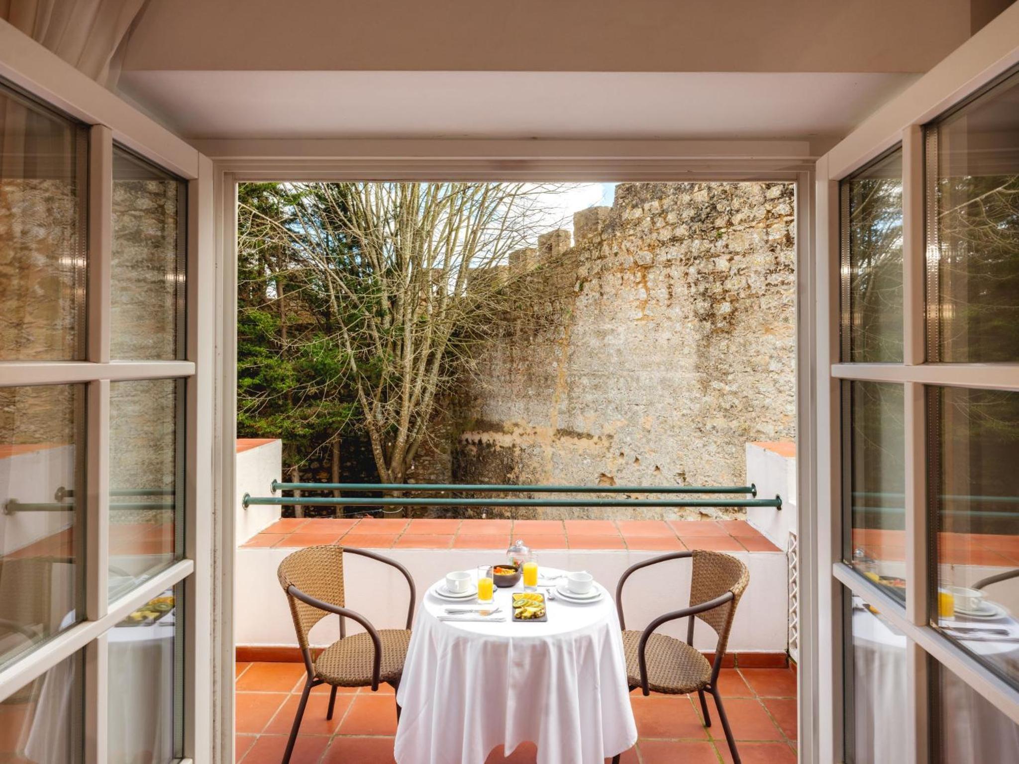 Charming Double with Balcony - Photo 2