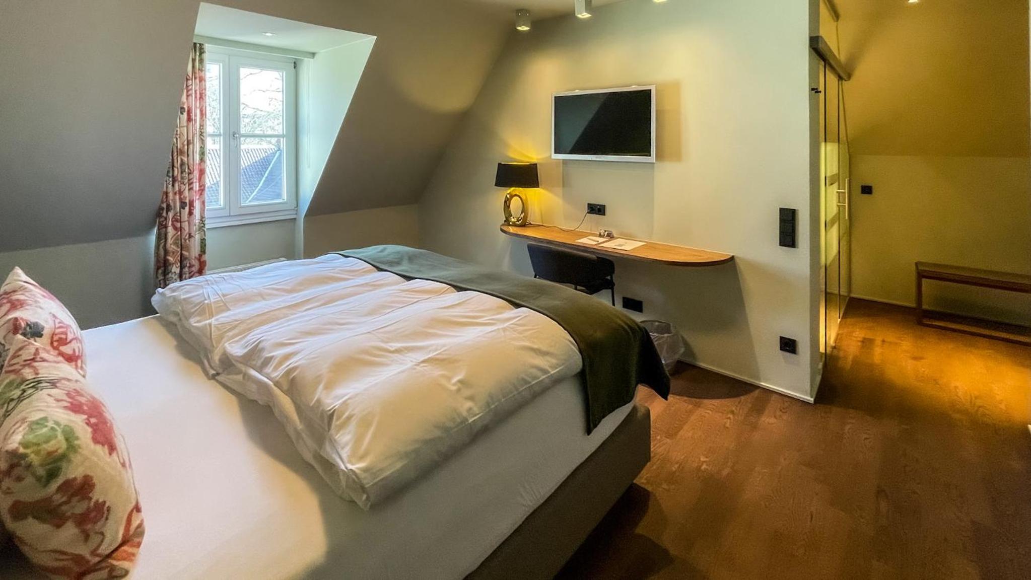  Large Superior Double Room  - Photo 2