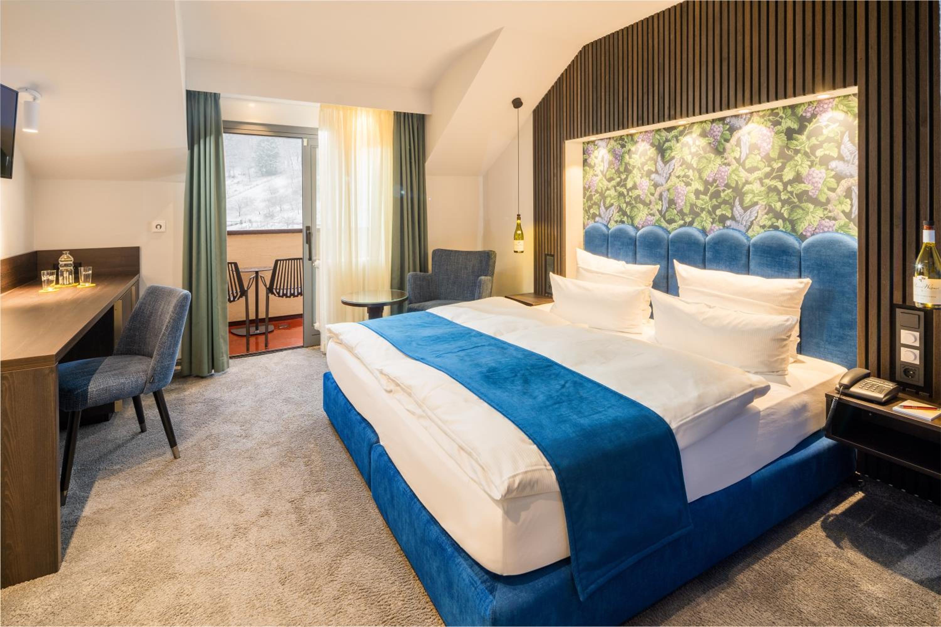 Standard Double Room - Photo 15