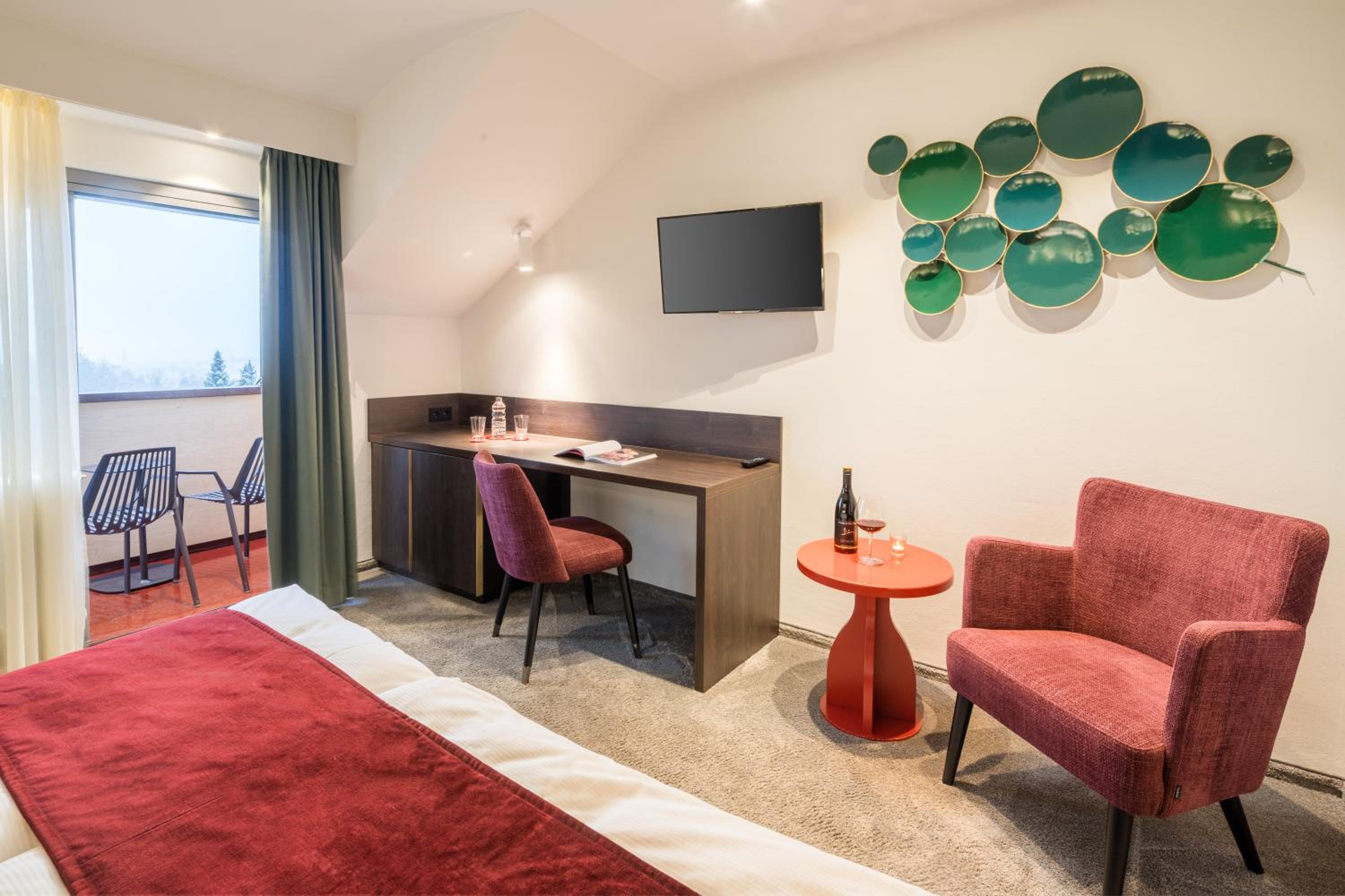 Standard Double Room - Photo 11