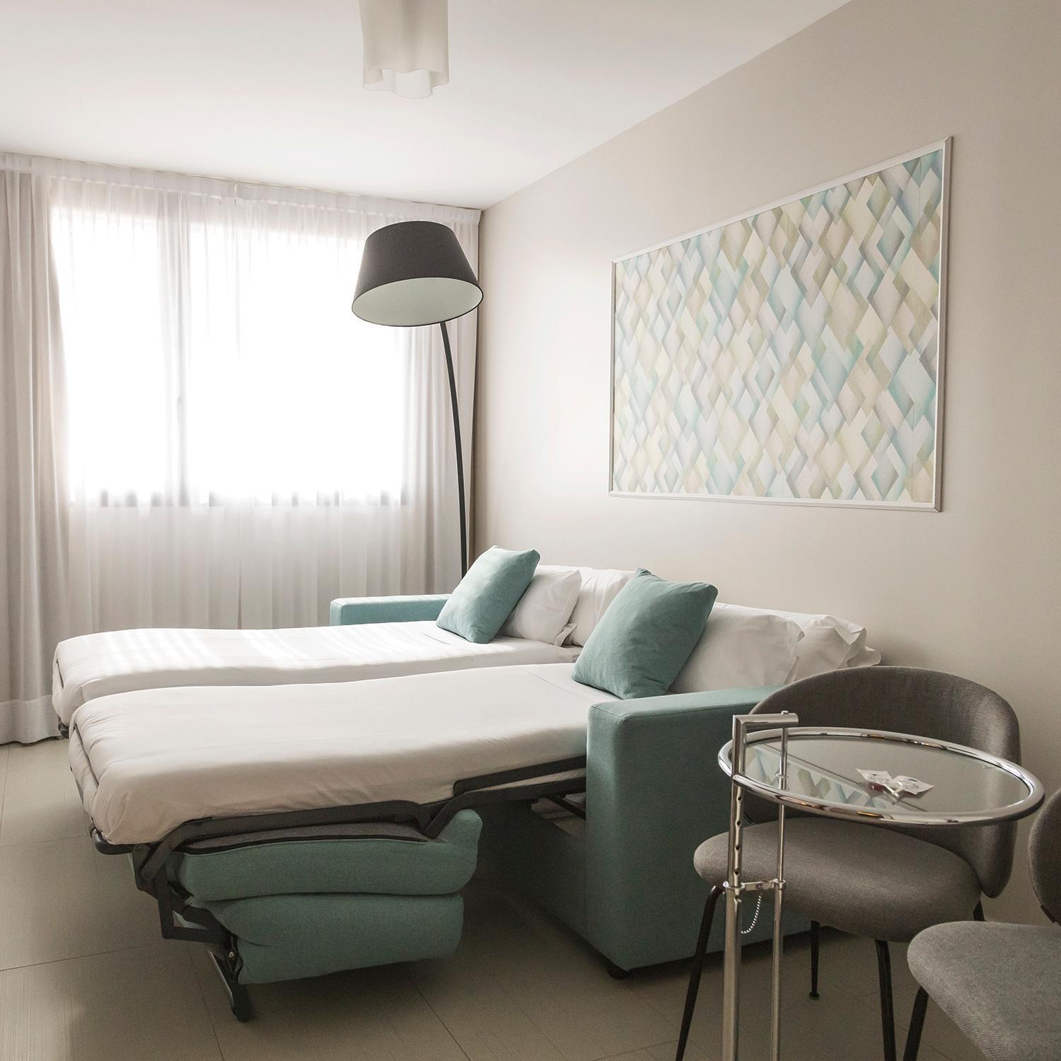 Quadruple Room - Photo 7