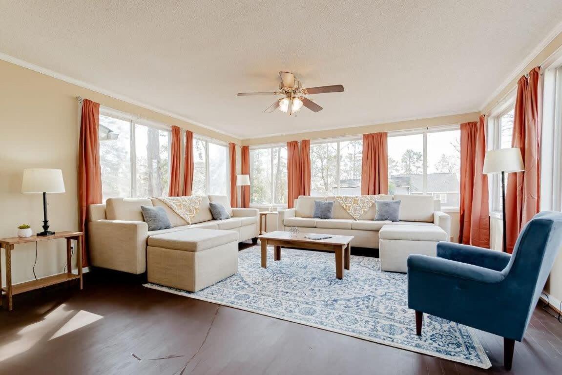 Family Room - Photo 39