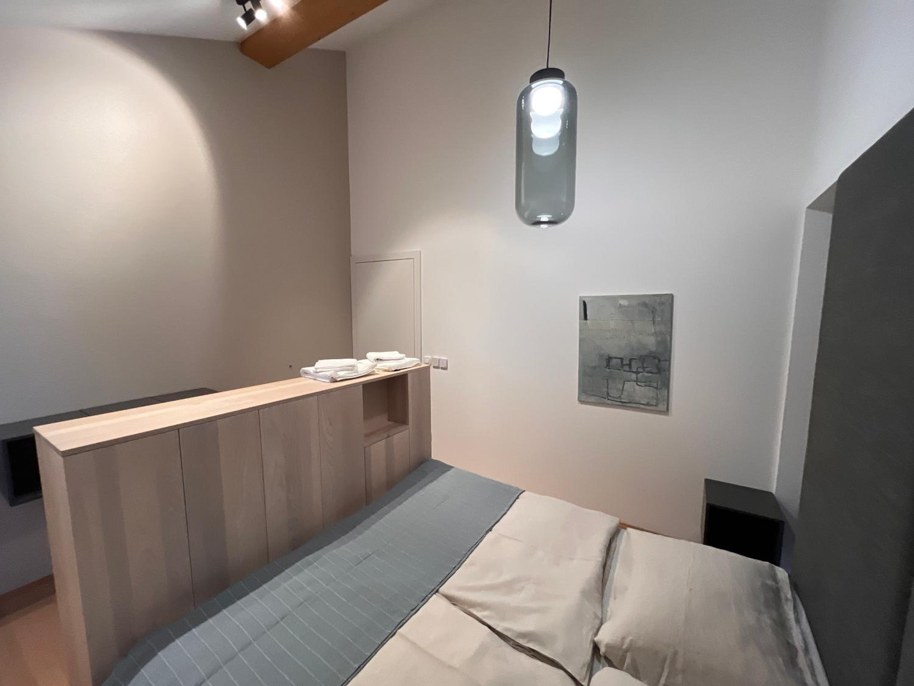 Two-Bedroom Apartment - Photo 8