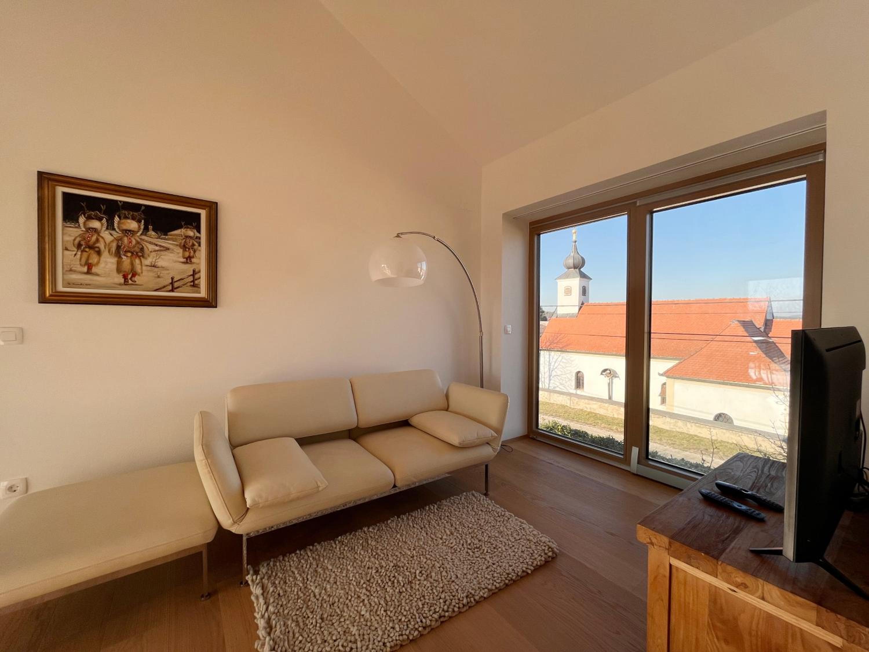 Two-Bedroom Apartment - Photo 6