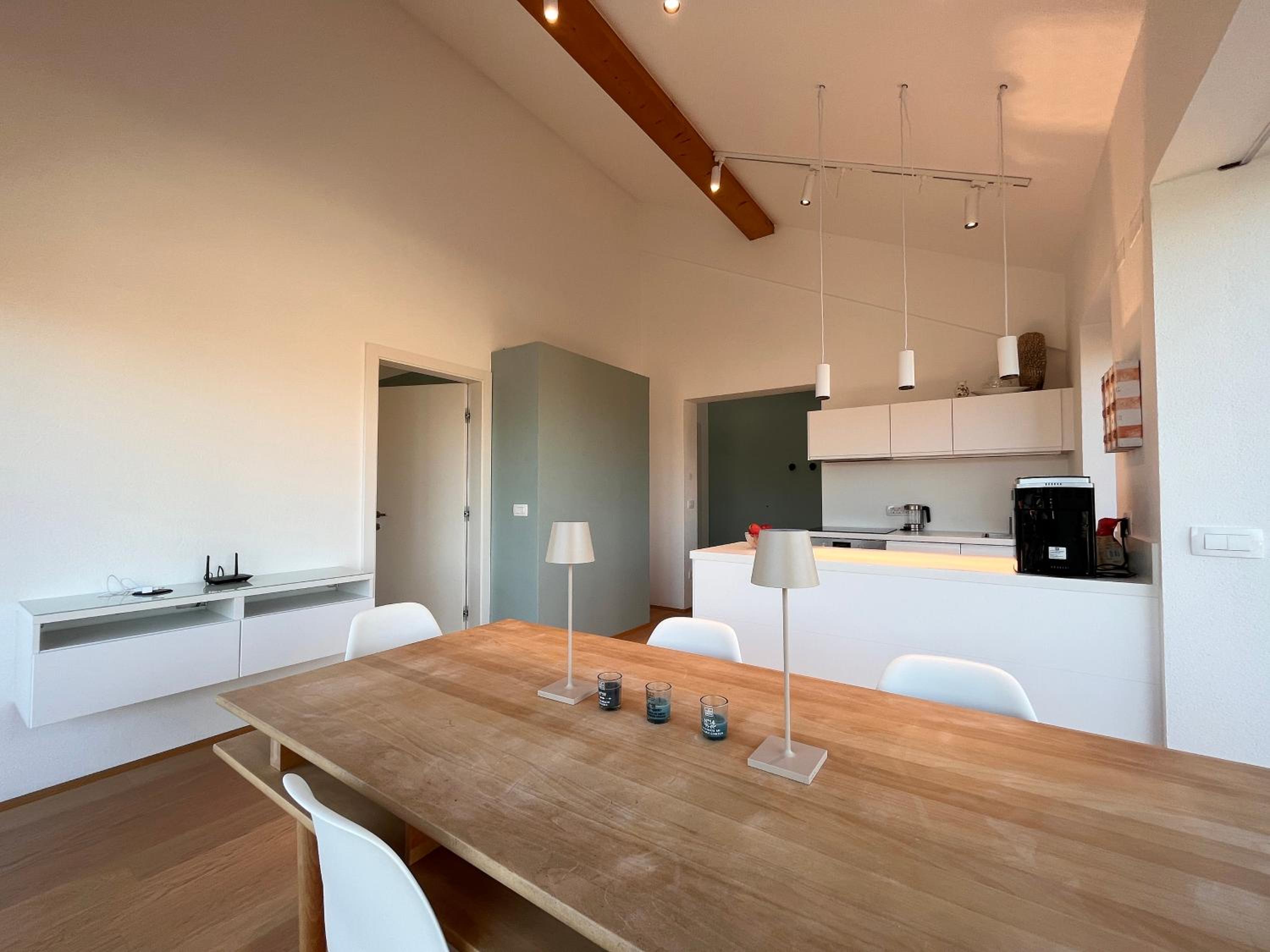 One-Bedroom Apartment - Photo 8