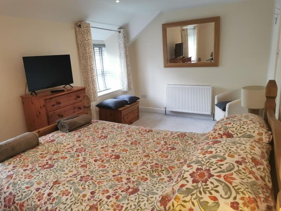 Two-Bedroom House photo 2