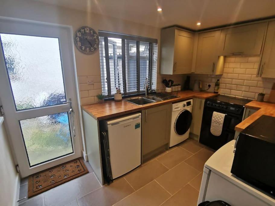 Two-Bedroom House photo 2