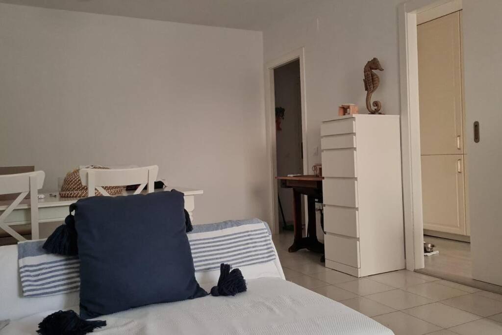 Apartamento Premium de Tres Habitaciones con Balcón