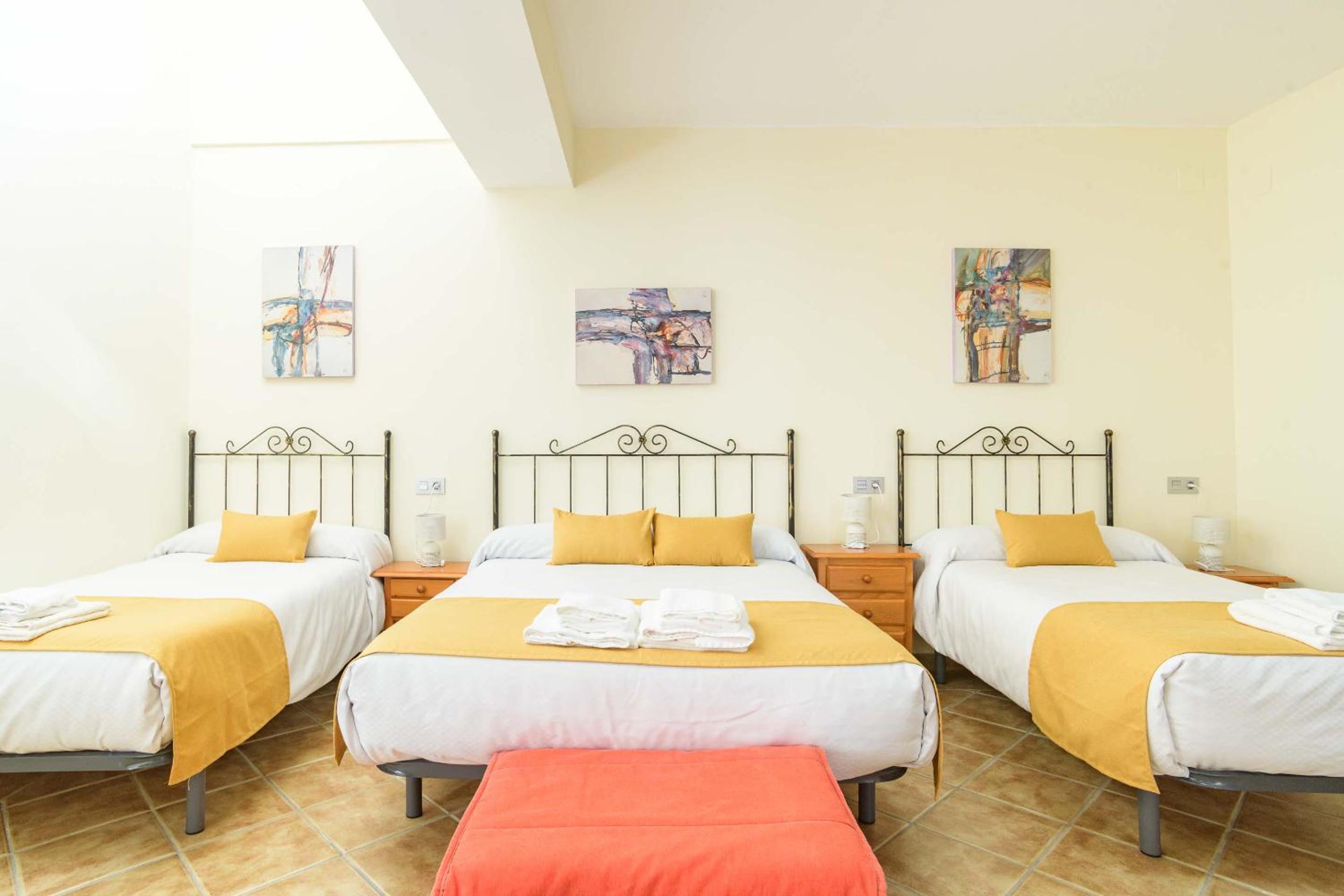 Quadruple Room with Private Bathroom