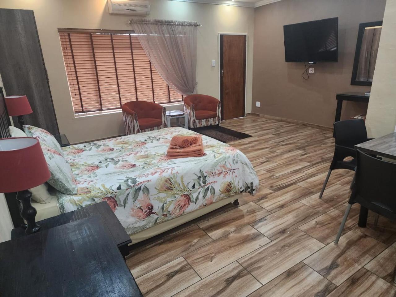 Double Room photo 1