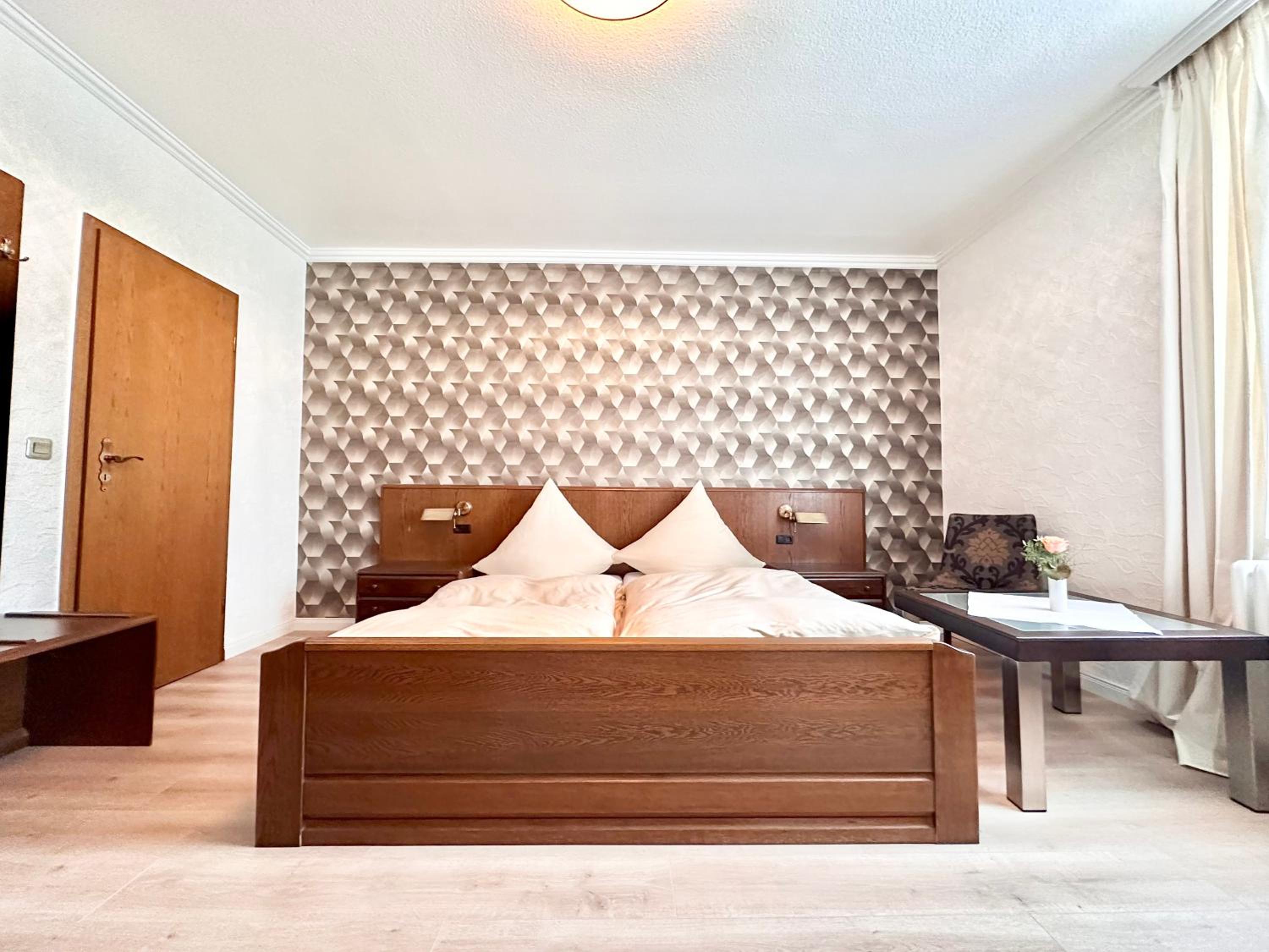 Double Room with Private Bathroom photo 2