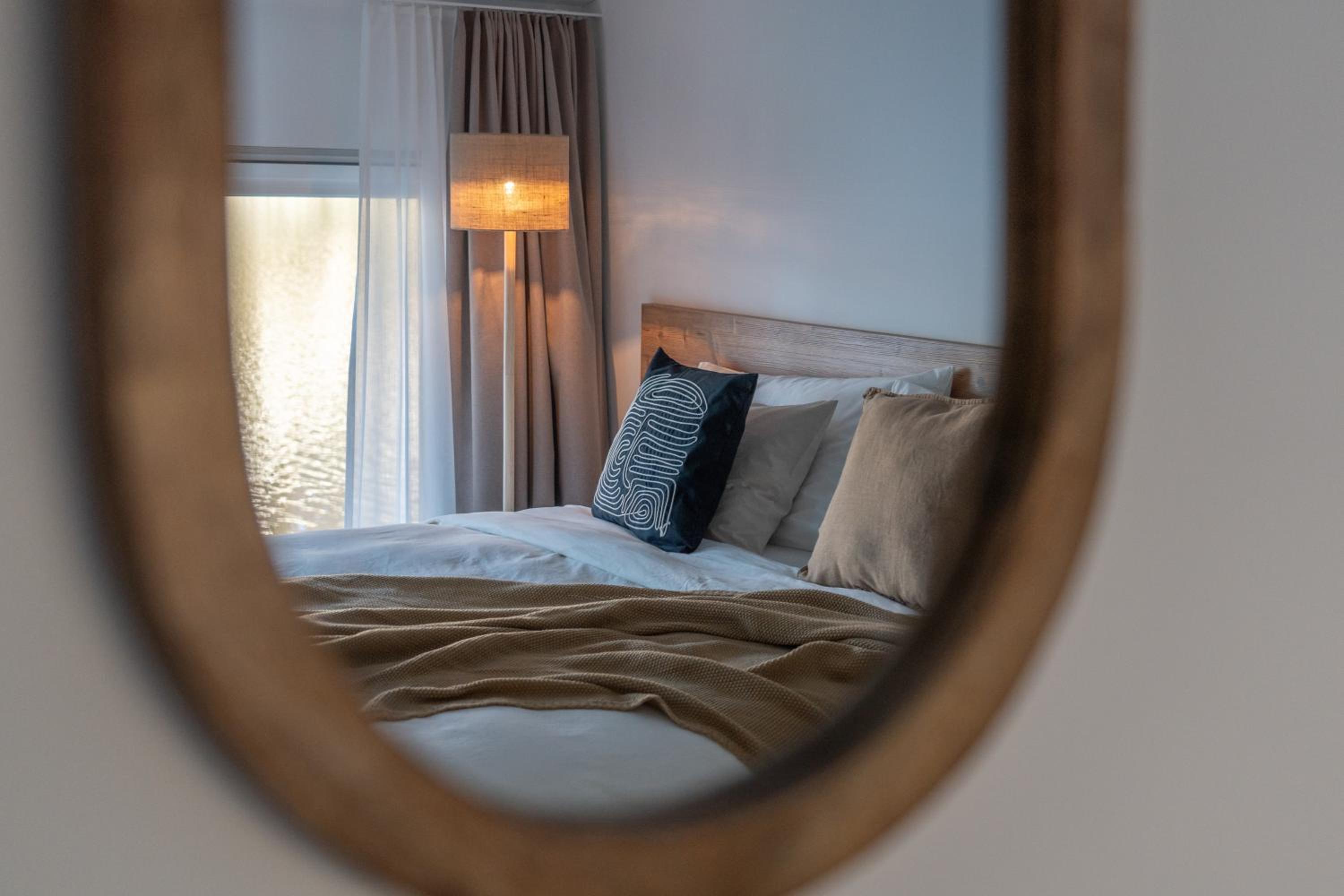Double Room with Lake View photo 3