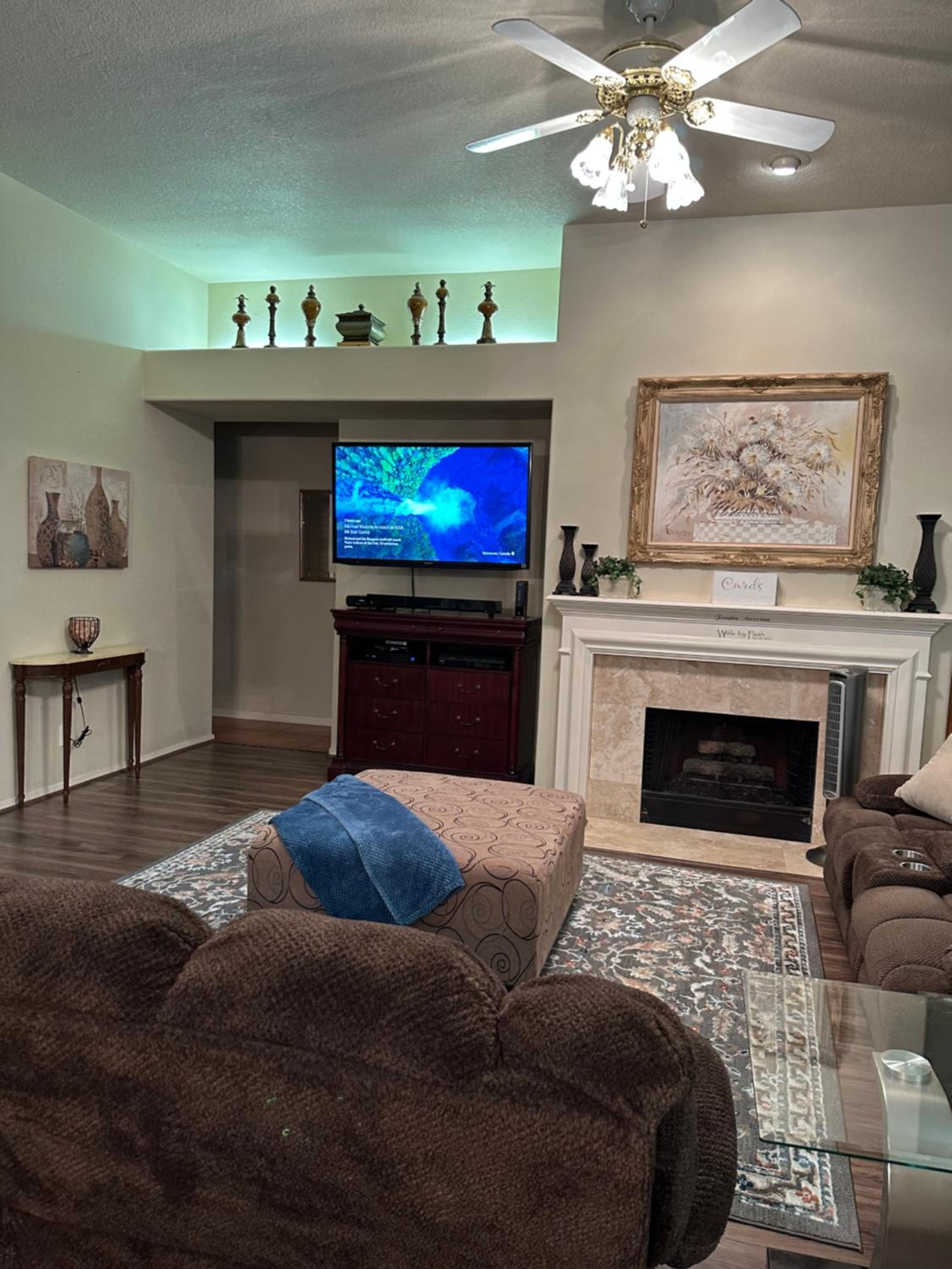 Four-Bedroom House photo 2