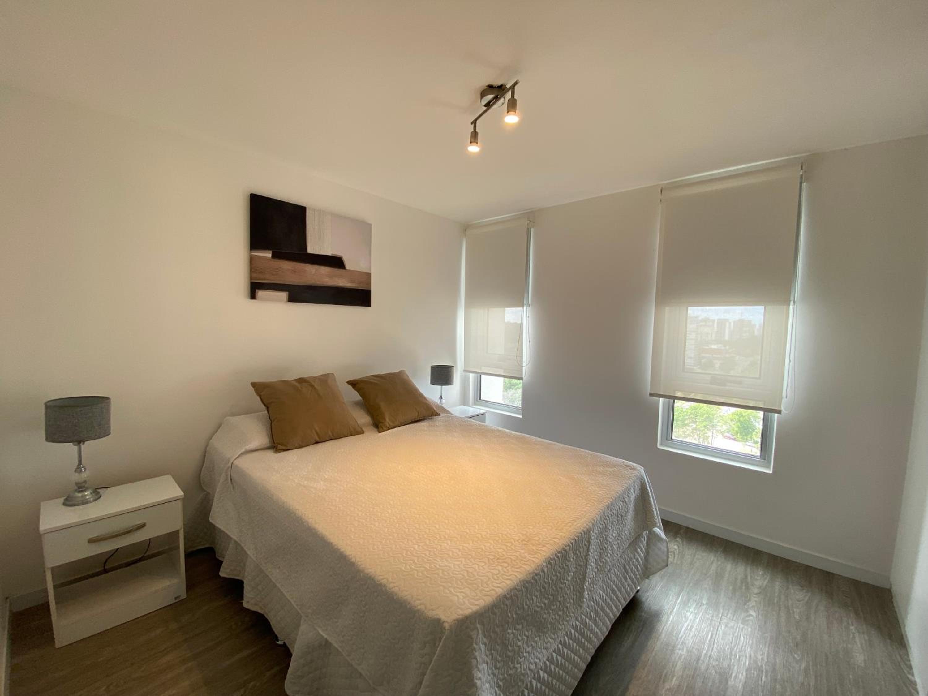 One-Bedroom Apartment photo 2