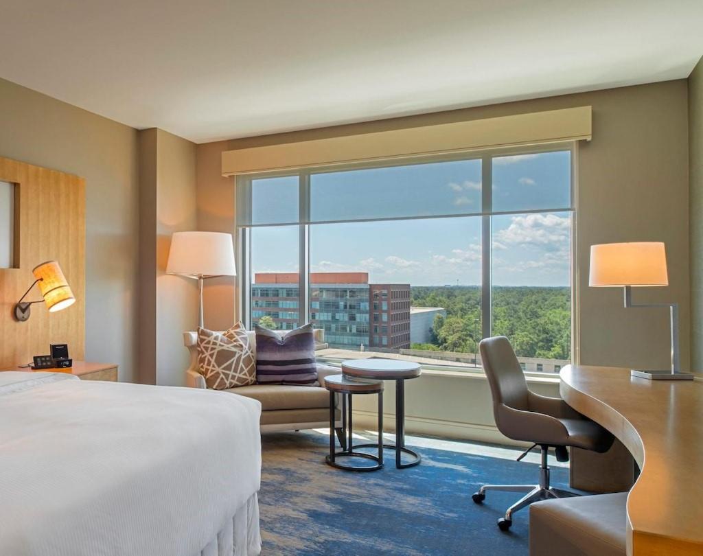 Premium 2 Queens, Larger Guest room, 2 Queen, Waterway view photo 1