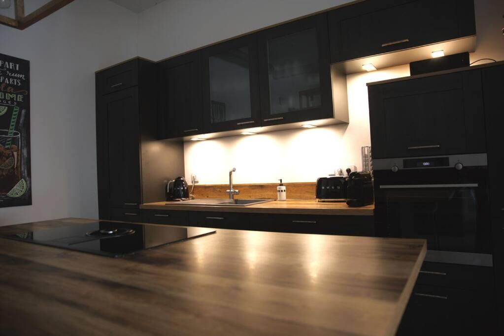 Three-Bedroom Apartment photo 2