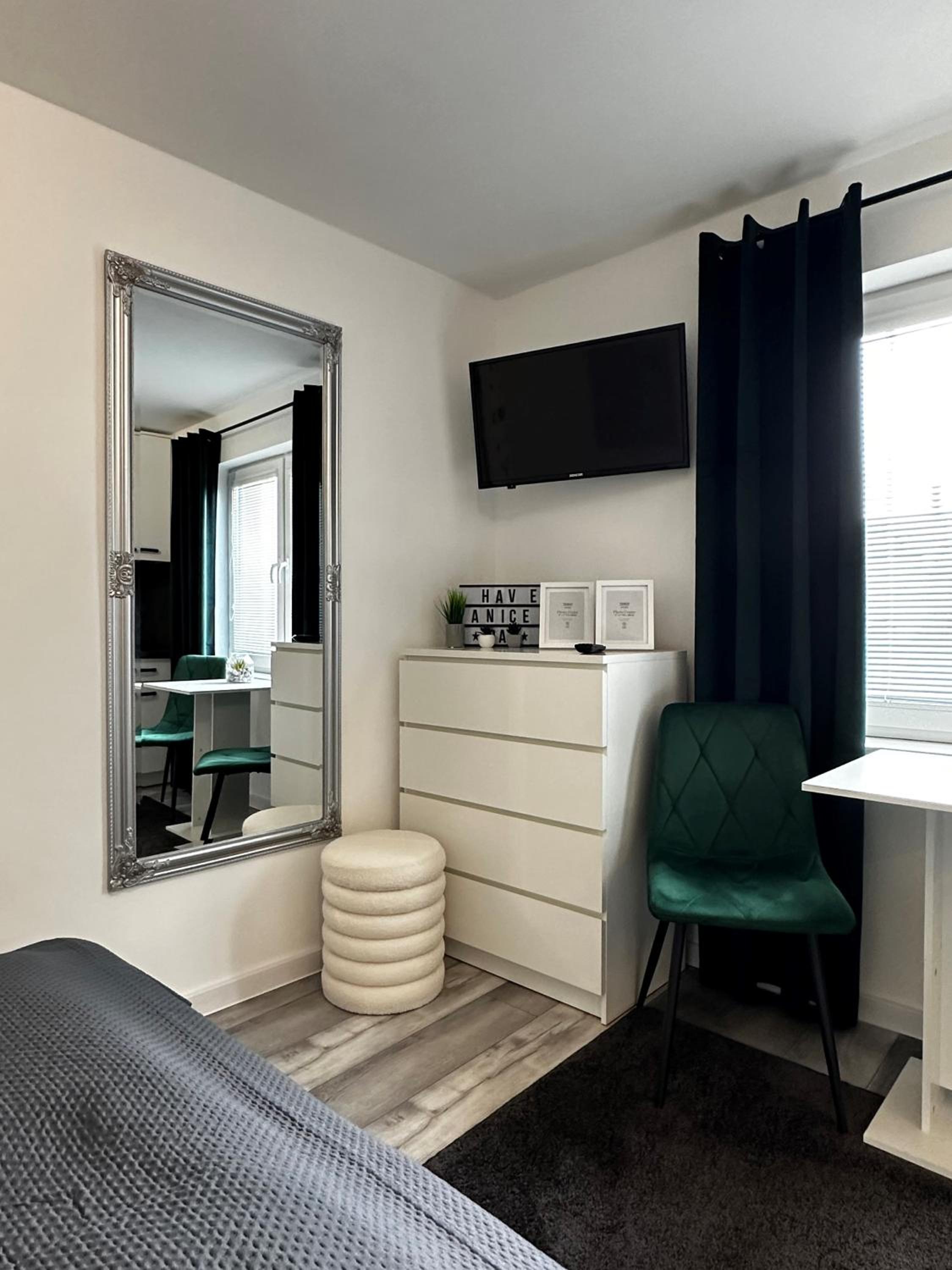 Deluxe Double Studio - Photo 4