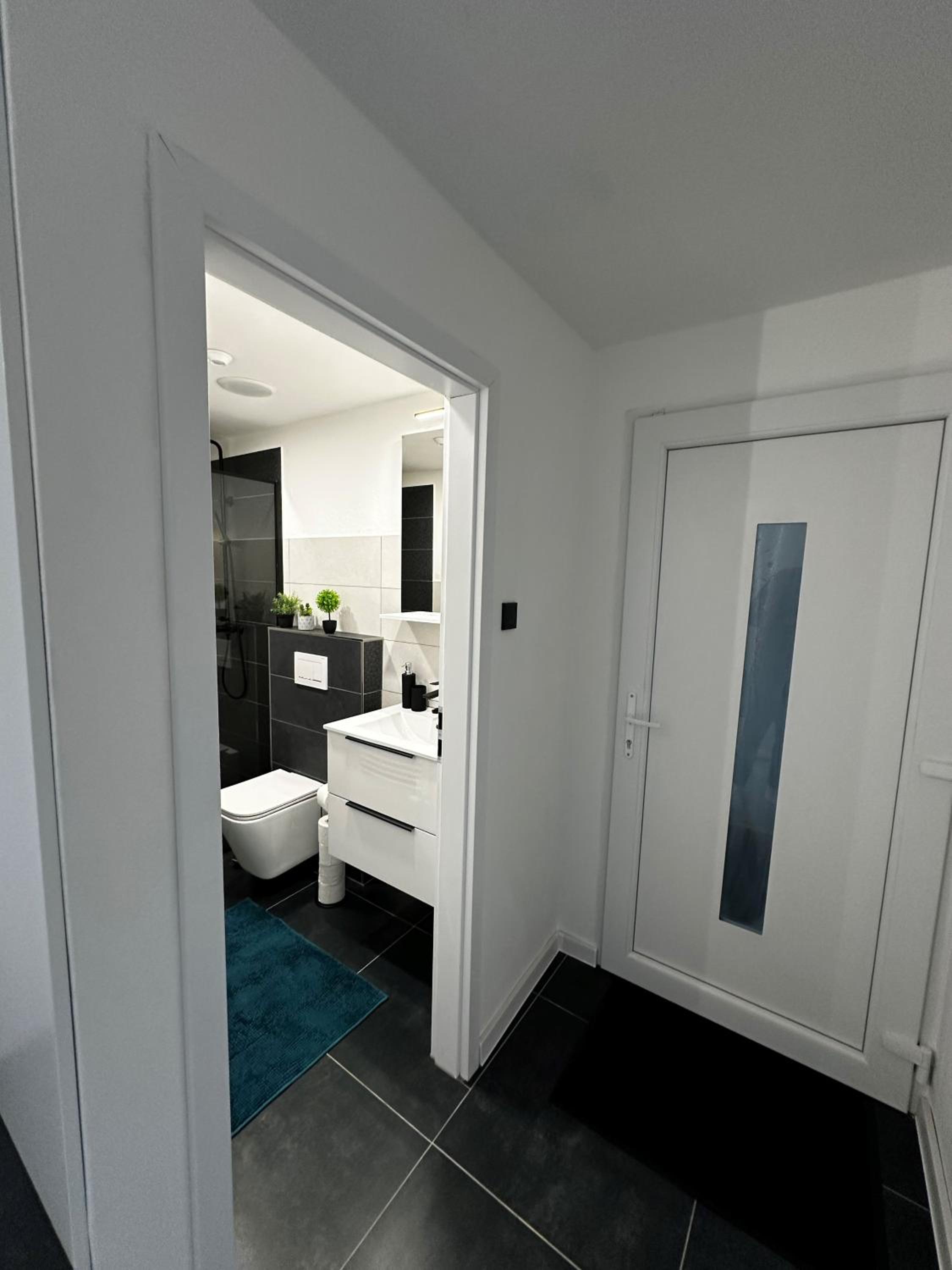 Deluxe Double Studio - Photo 8