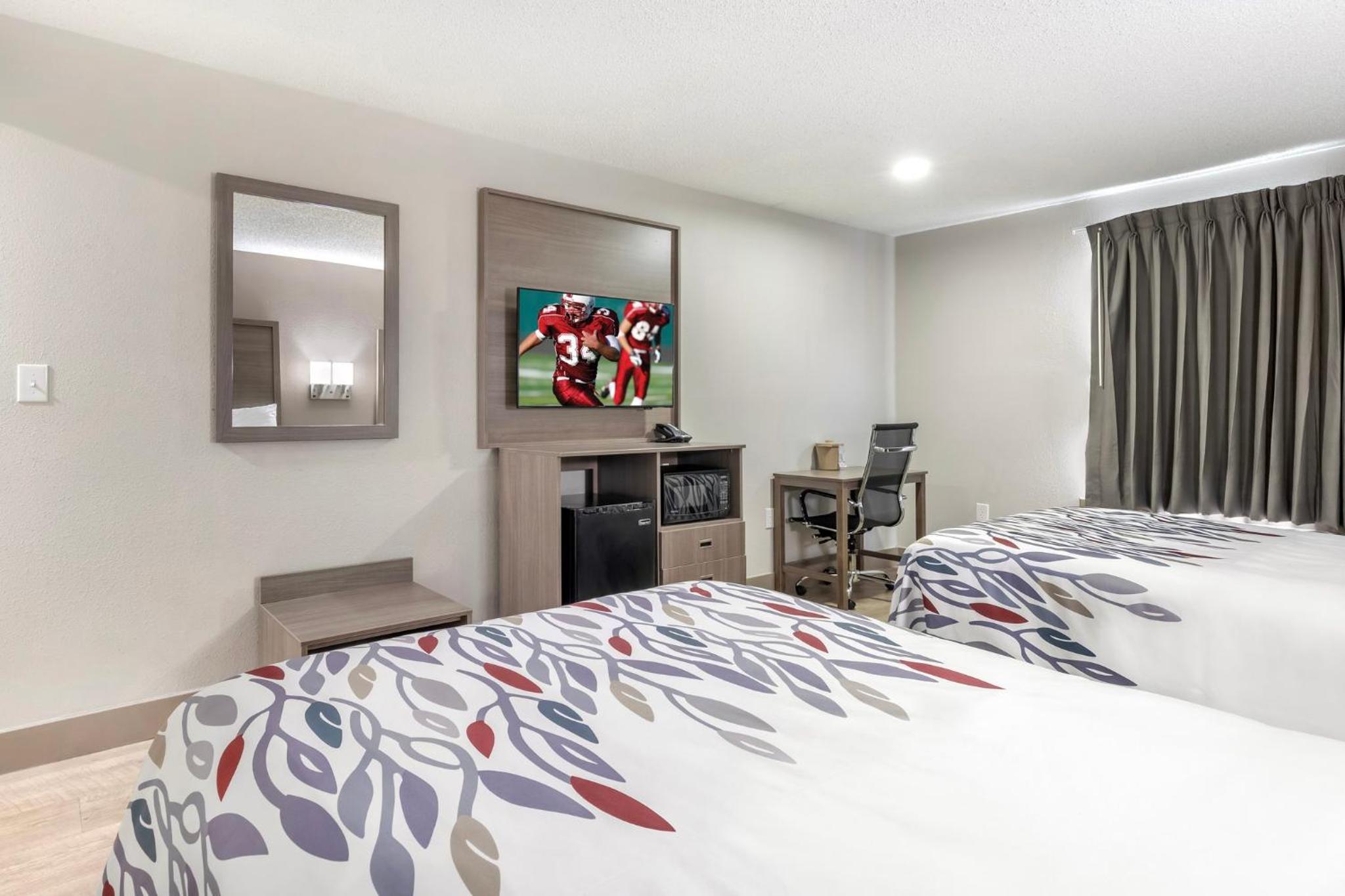  Deluxe Room with Two Double Beds Non-Smoking - Photo 4