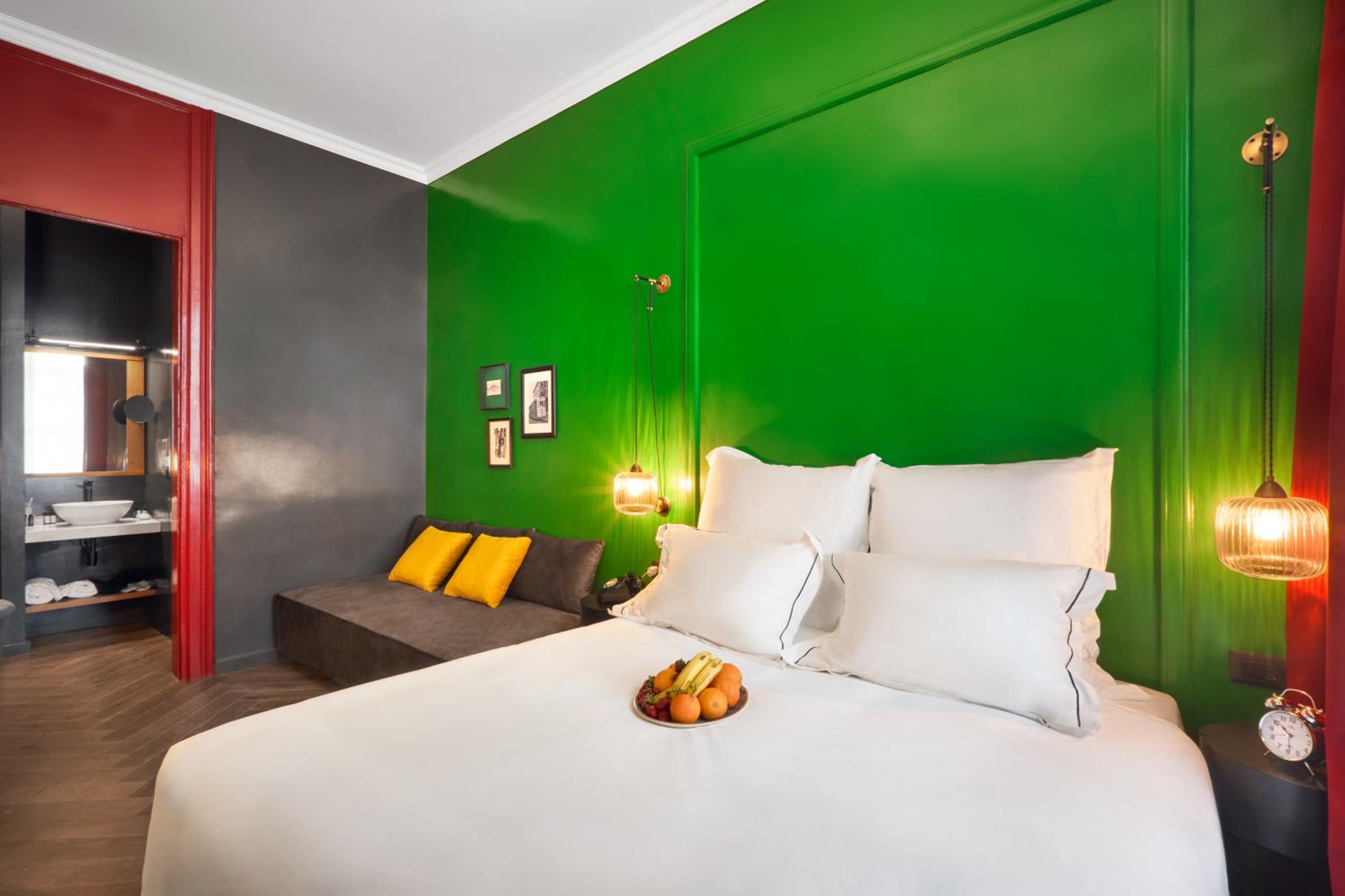 Superior Room with Balcony photo 2