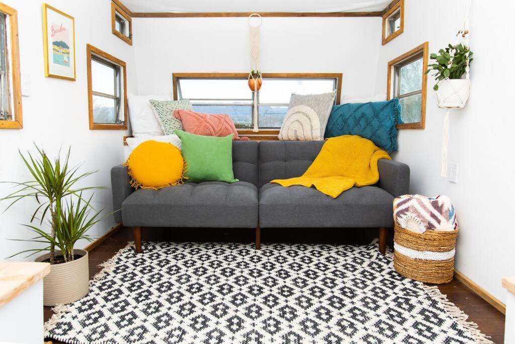 One-Bedroom House photo 3