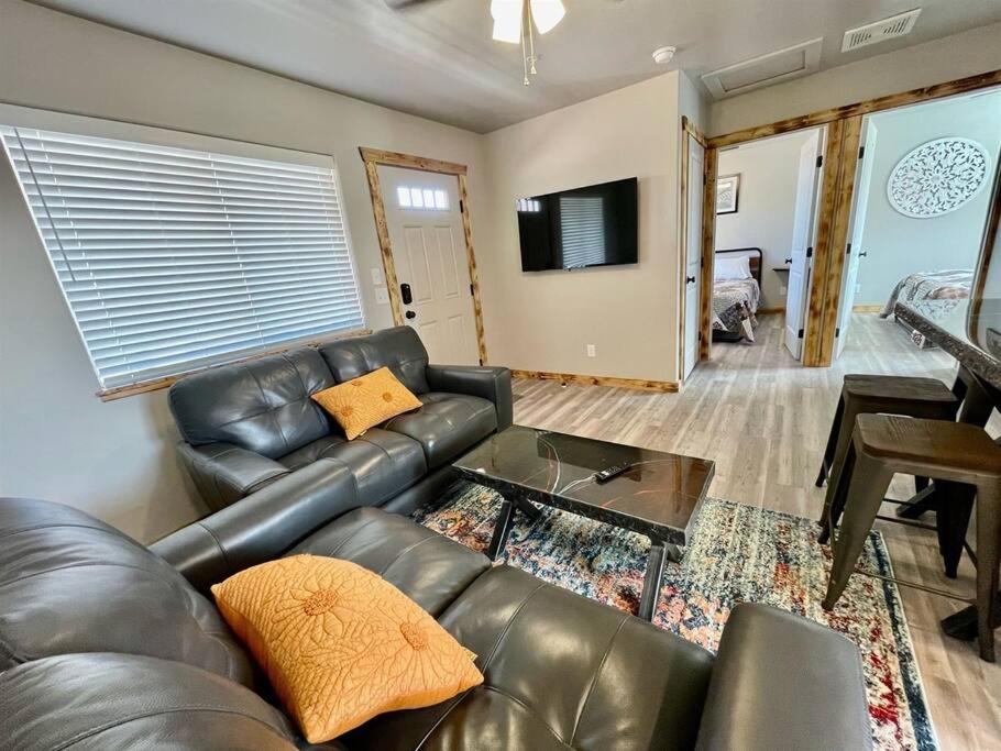 Two-Bedroom House photo 2